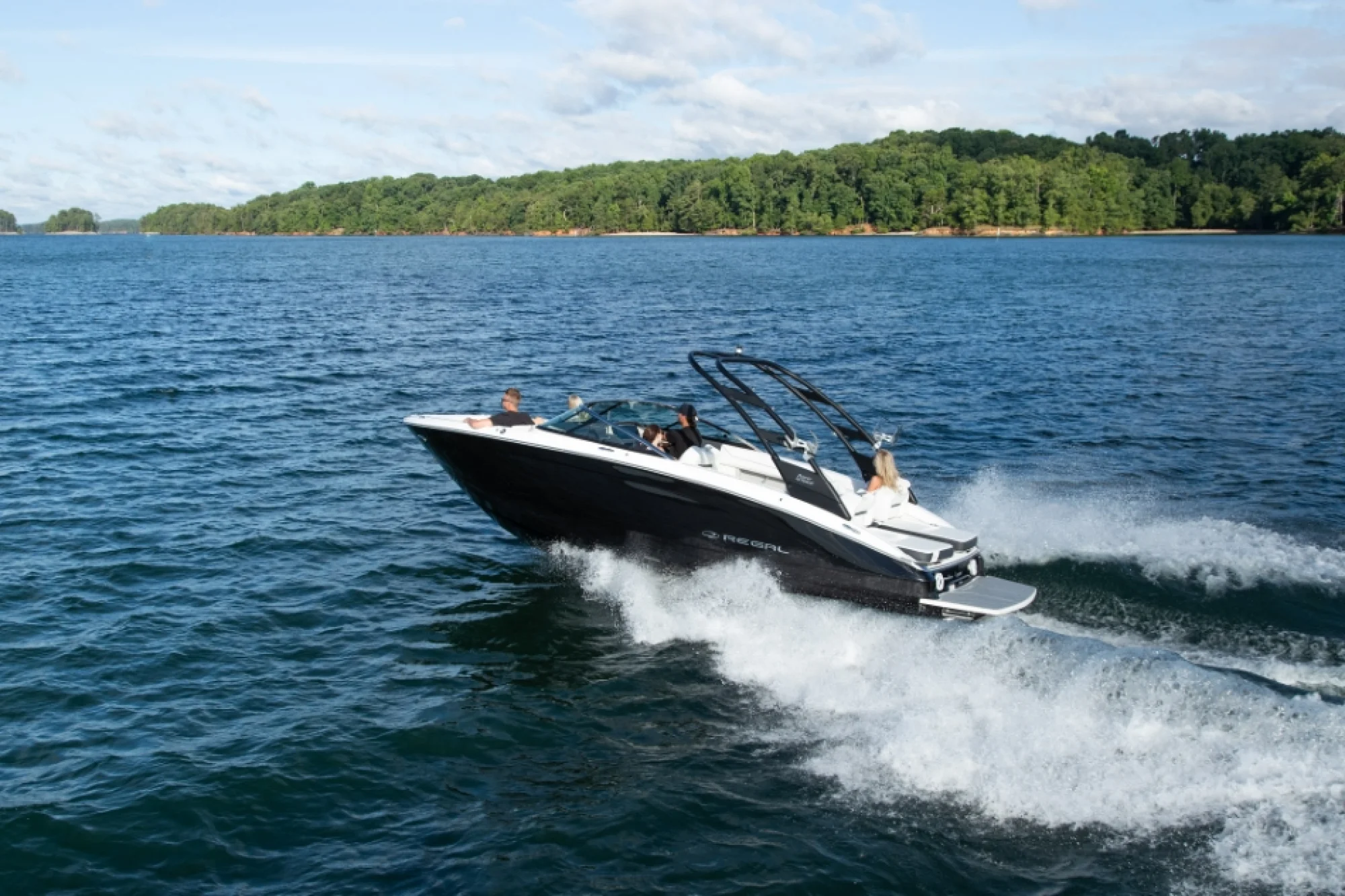 2027 Regal LS6 Surf - Image 5