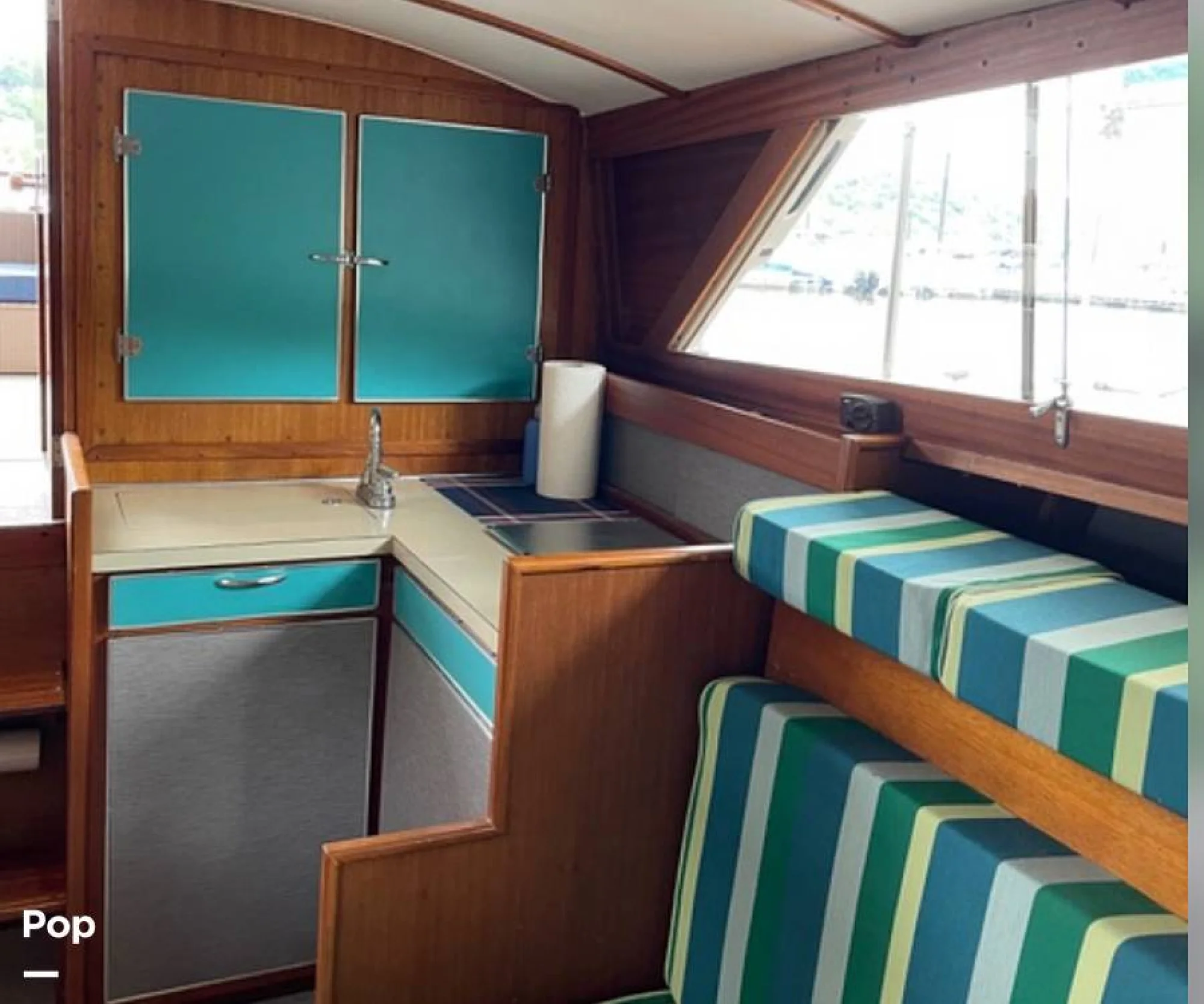 1967 Chris-Craft Cavalier 33 - Image 3