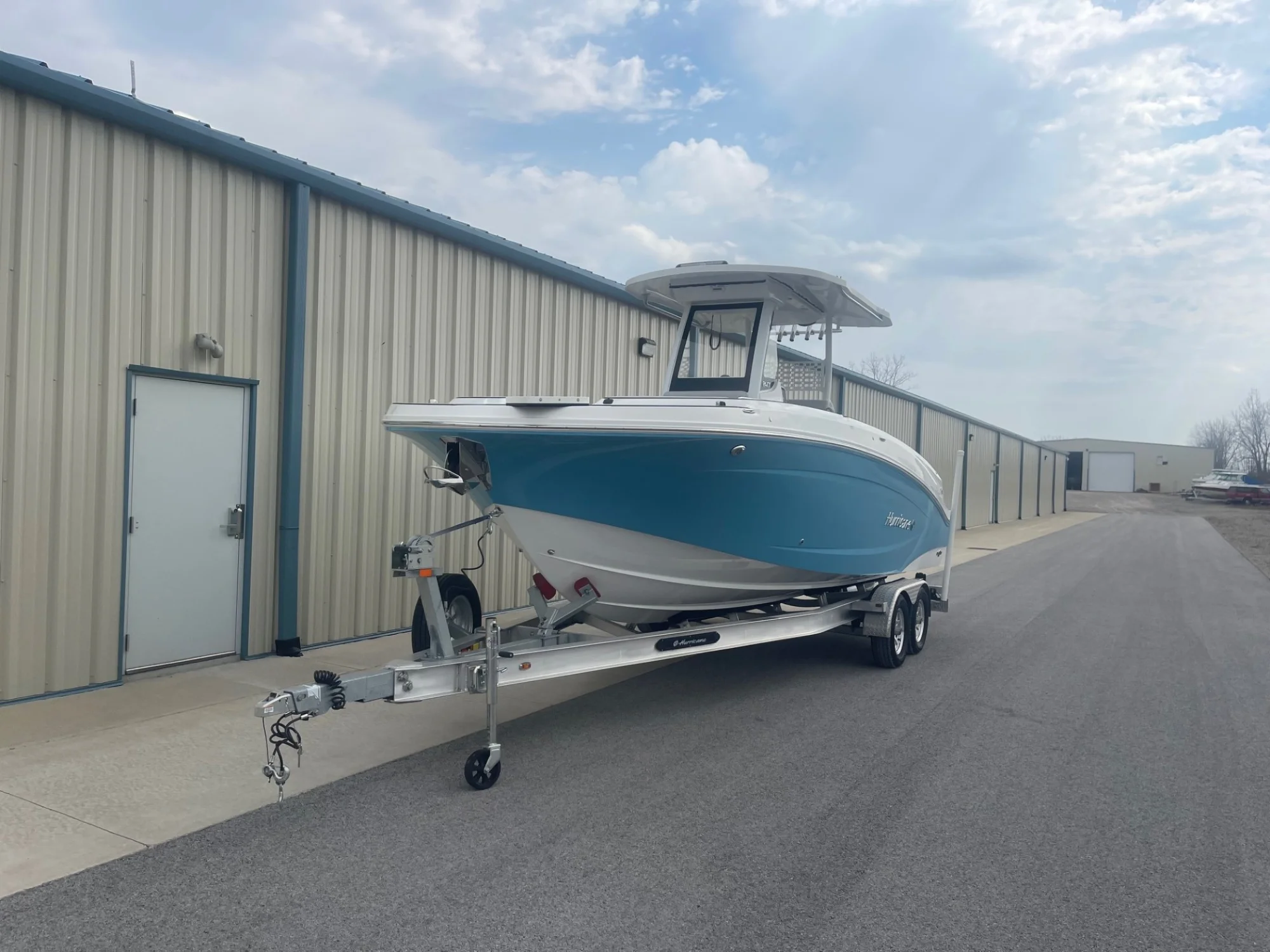 2025 Hurricane 24 Center Console OB - Image 3