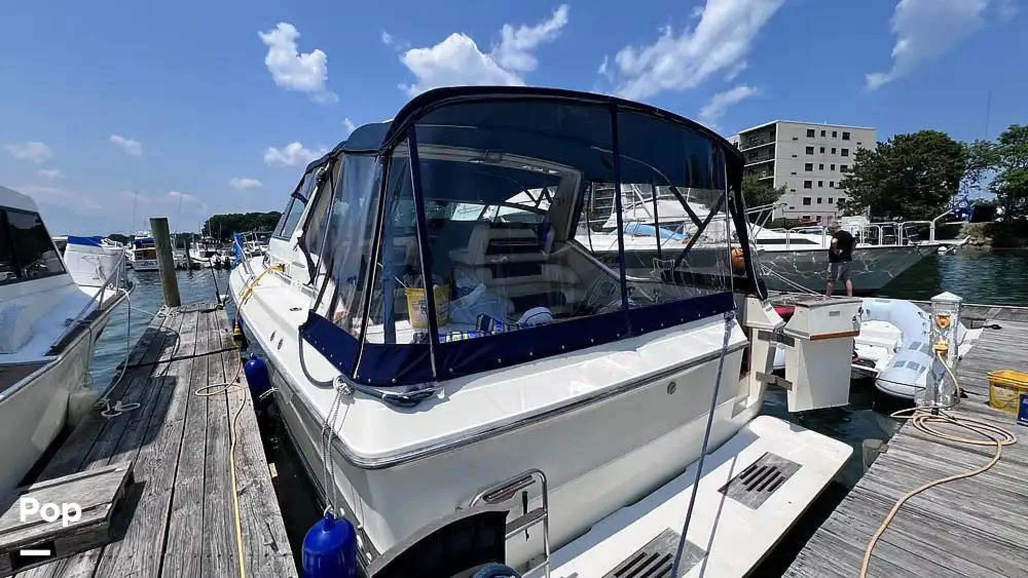 1987 Sea Ray 390 EC - Image 5