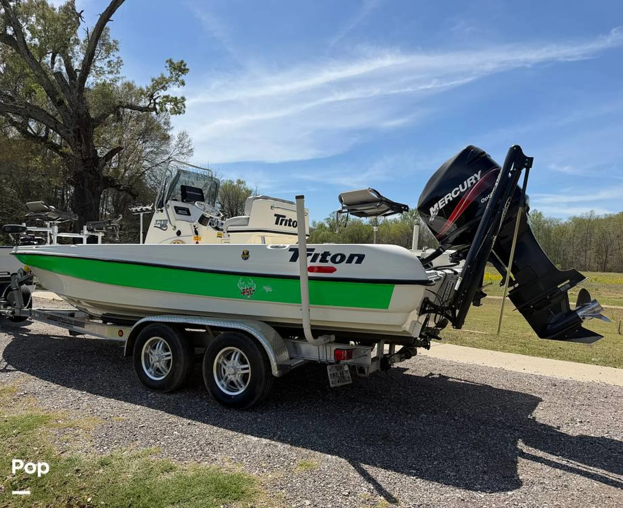 2005 Triton 220 LTS - Image 4