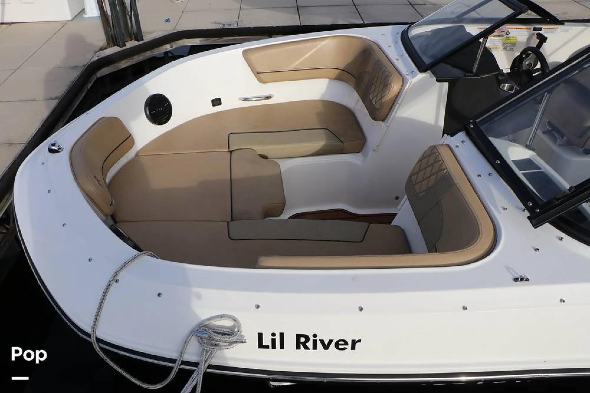 2023 Bayliner VR5 - Image 5
