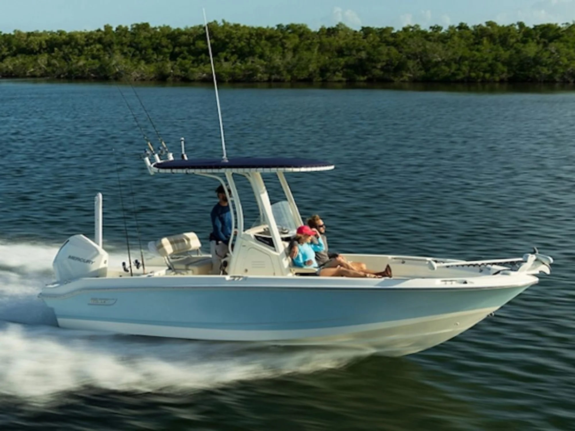 Boston Whaler 220 Dauntless