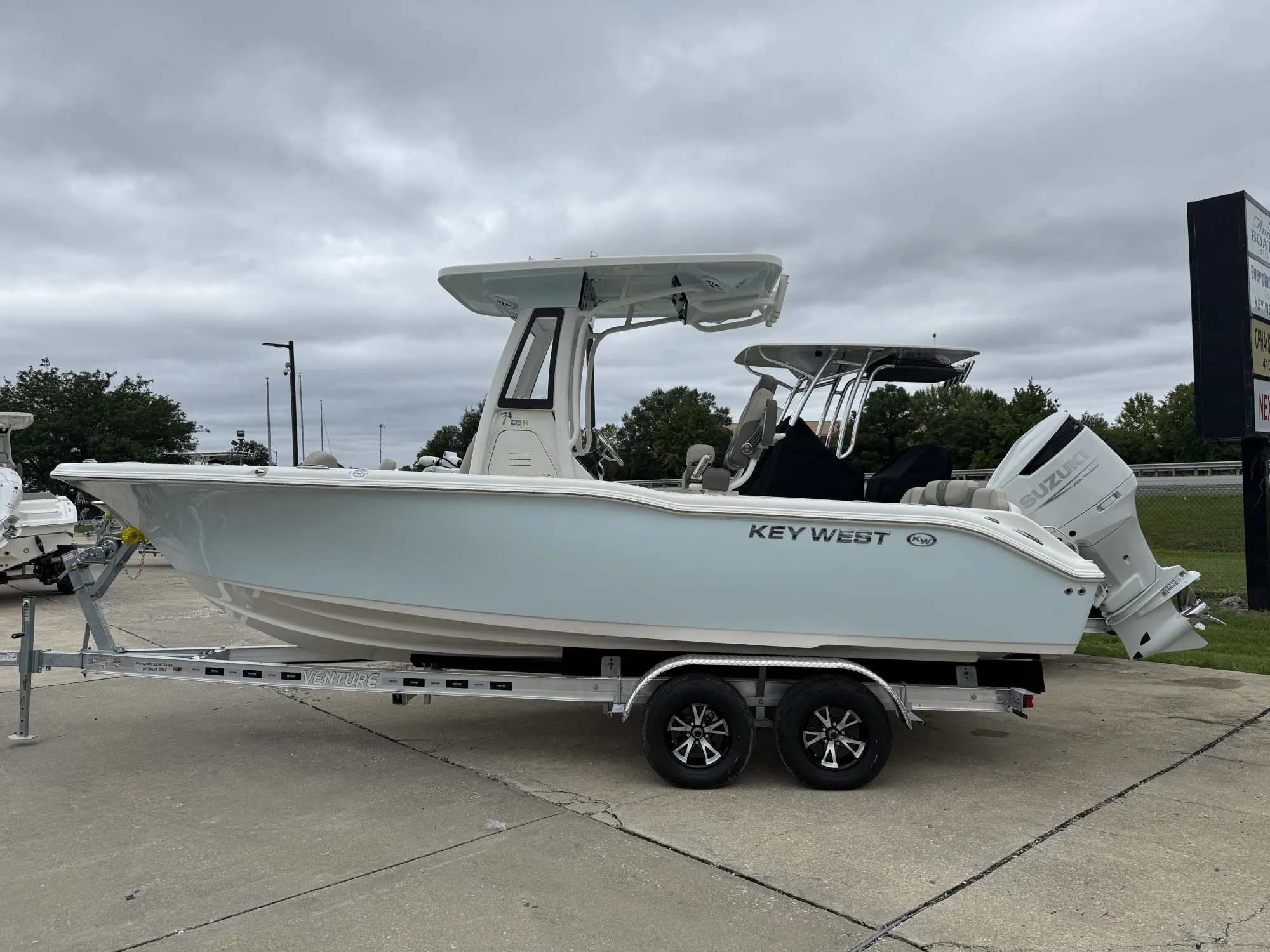 2026 23' Key West 239 FS