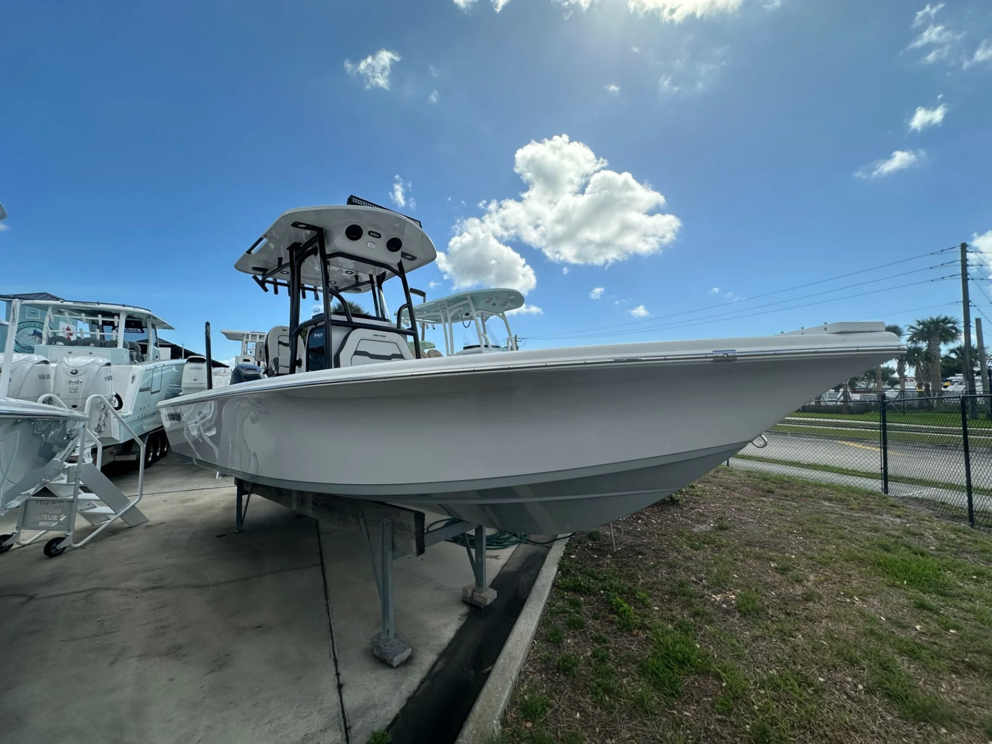 2026 Sea Pro 250 Bay - Main Image