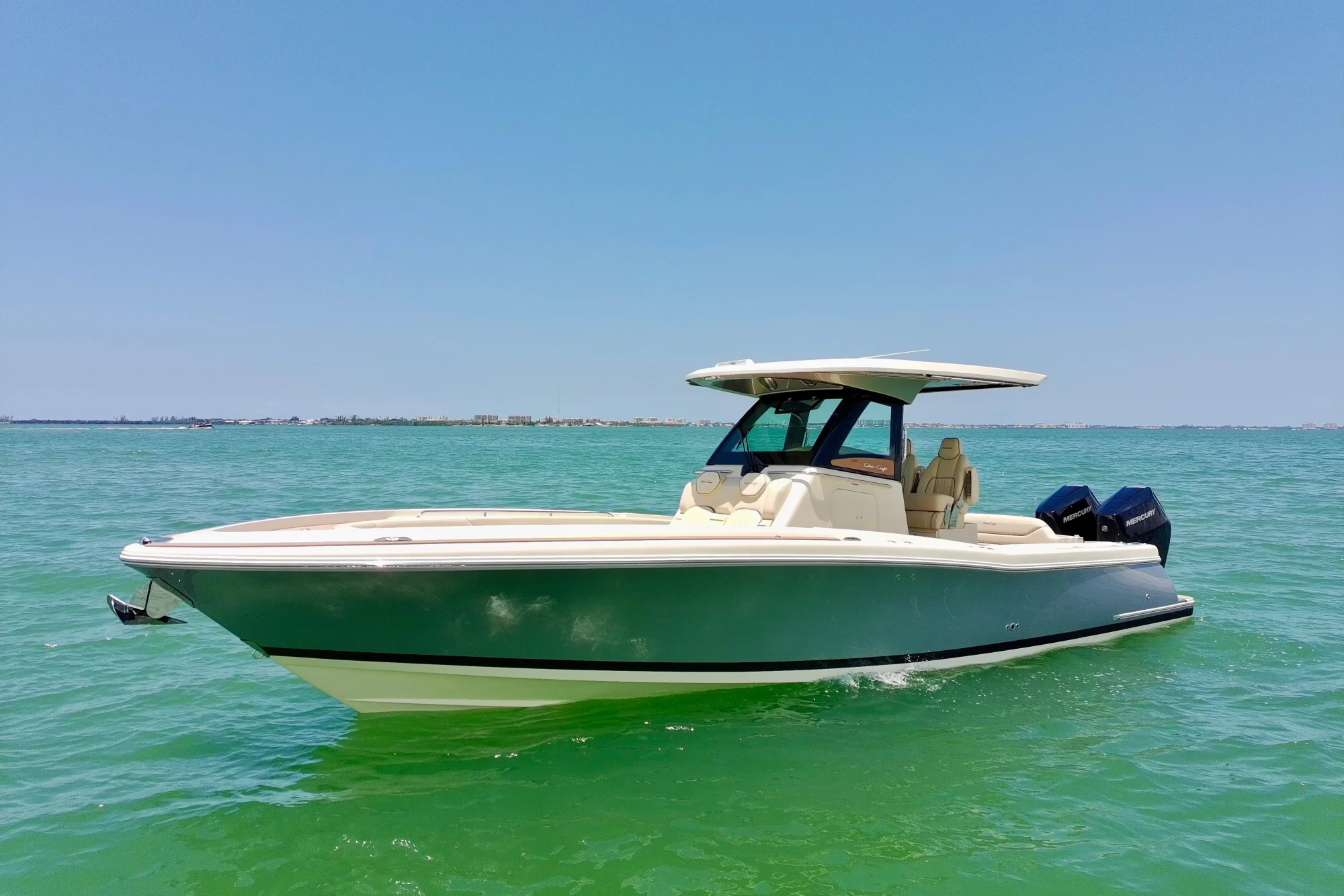 2026 Chris-Craft Catalina 31 - Image 2