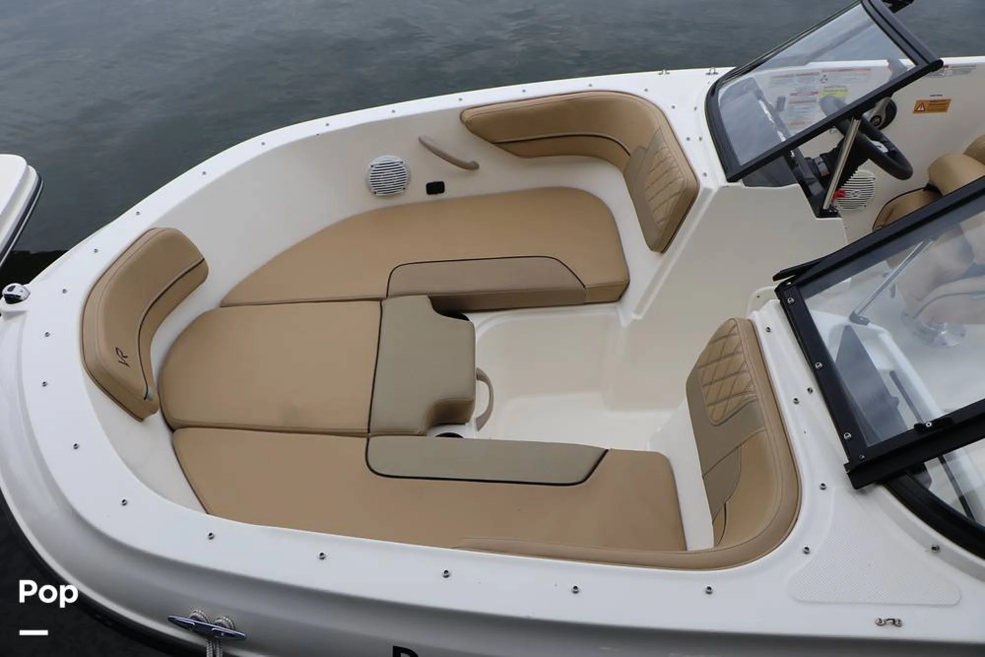 2023 Bayliner VR4 - Image 3