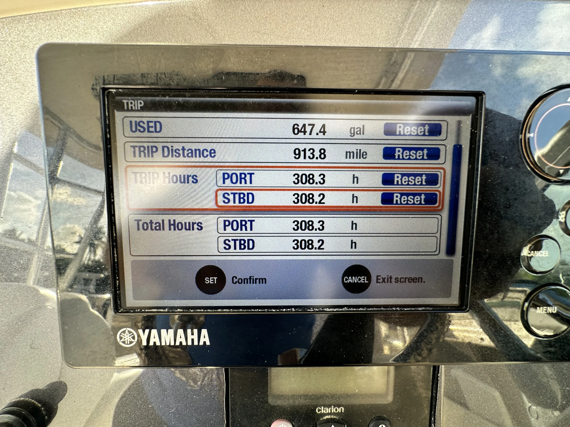 2016 Robalo R265 - Image 4