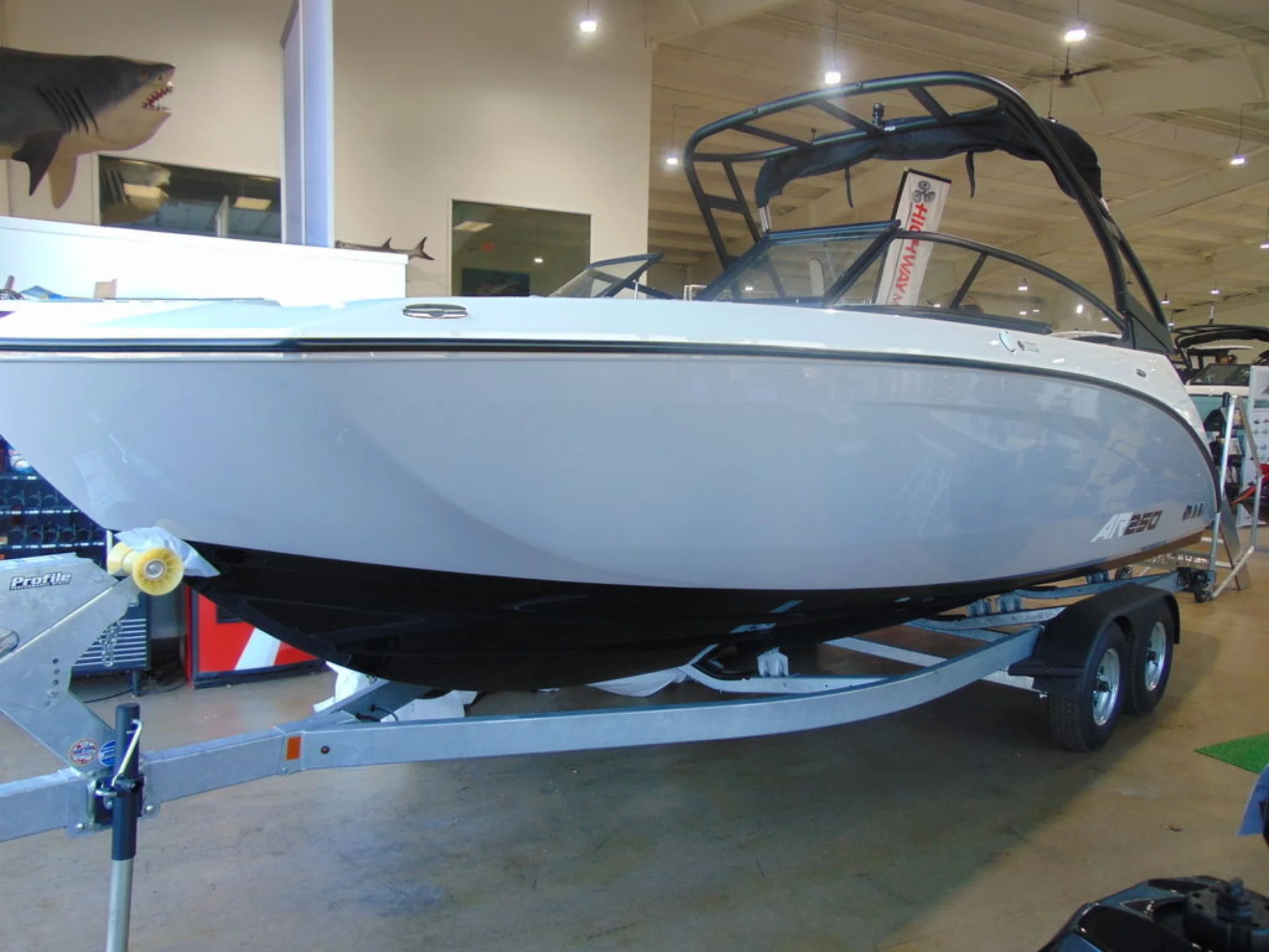 Yamaha Boats AR250 - Image 3