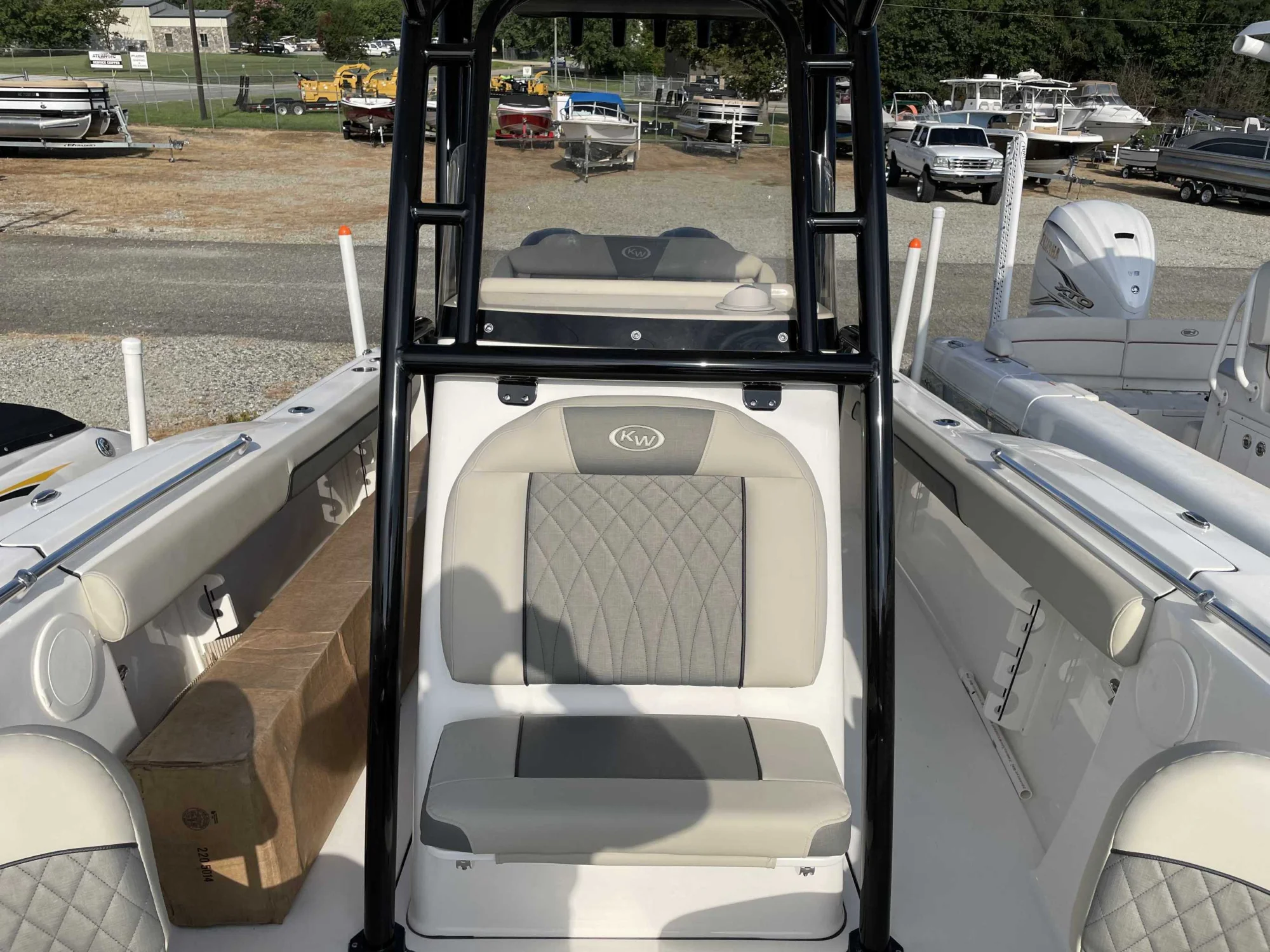 2025 Key West 244 CC - Image 2