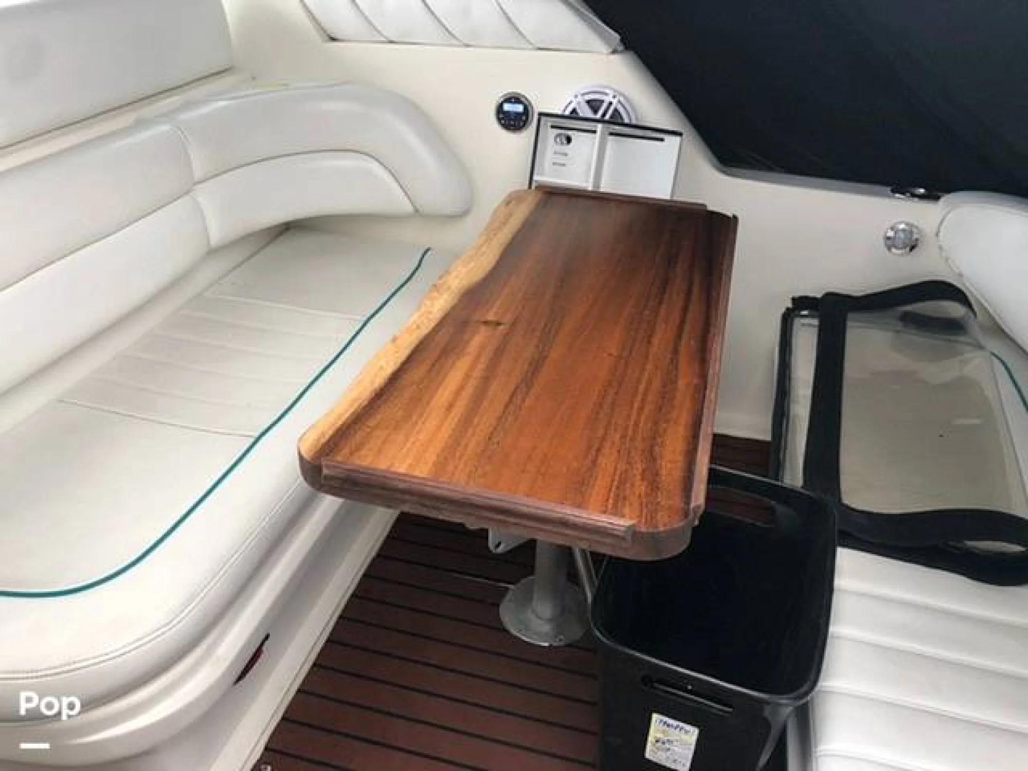 1995 Sea Ray 330 Sundancer - Image 3