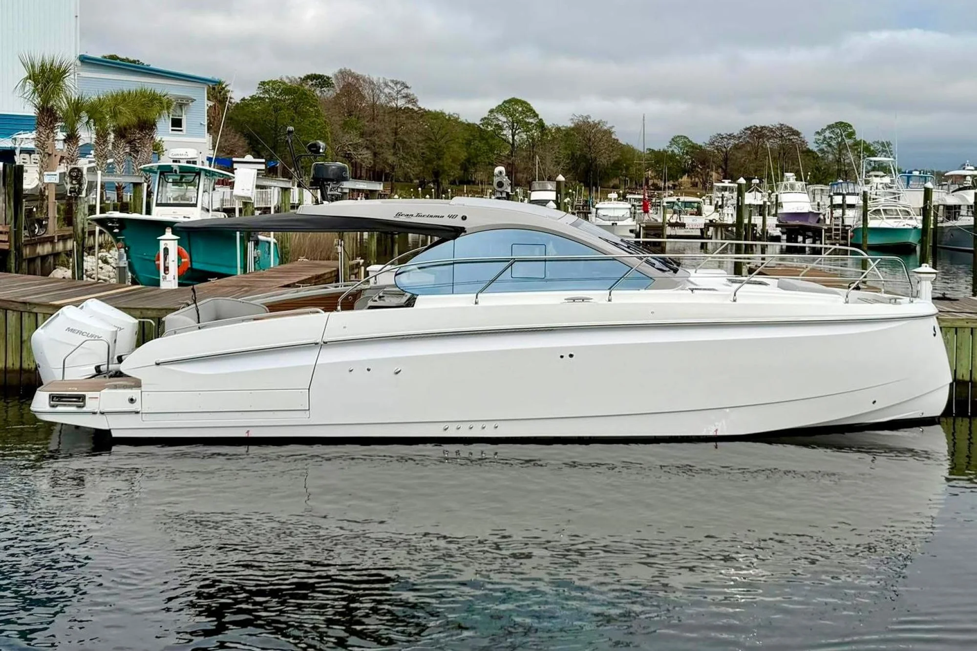 2027 Beneteau Gran Turismo 40 - Image 3