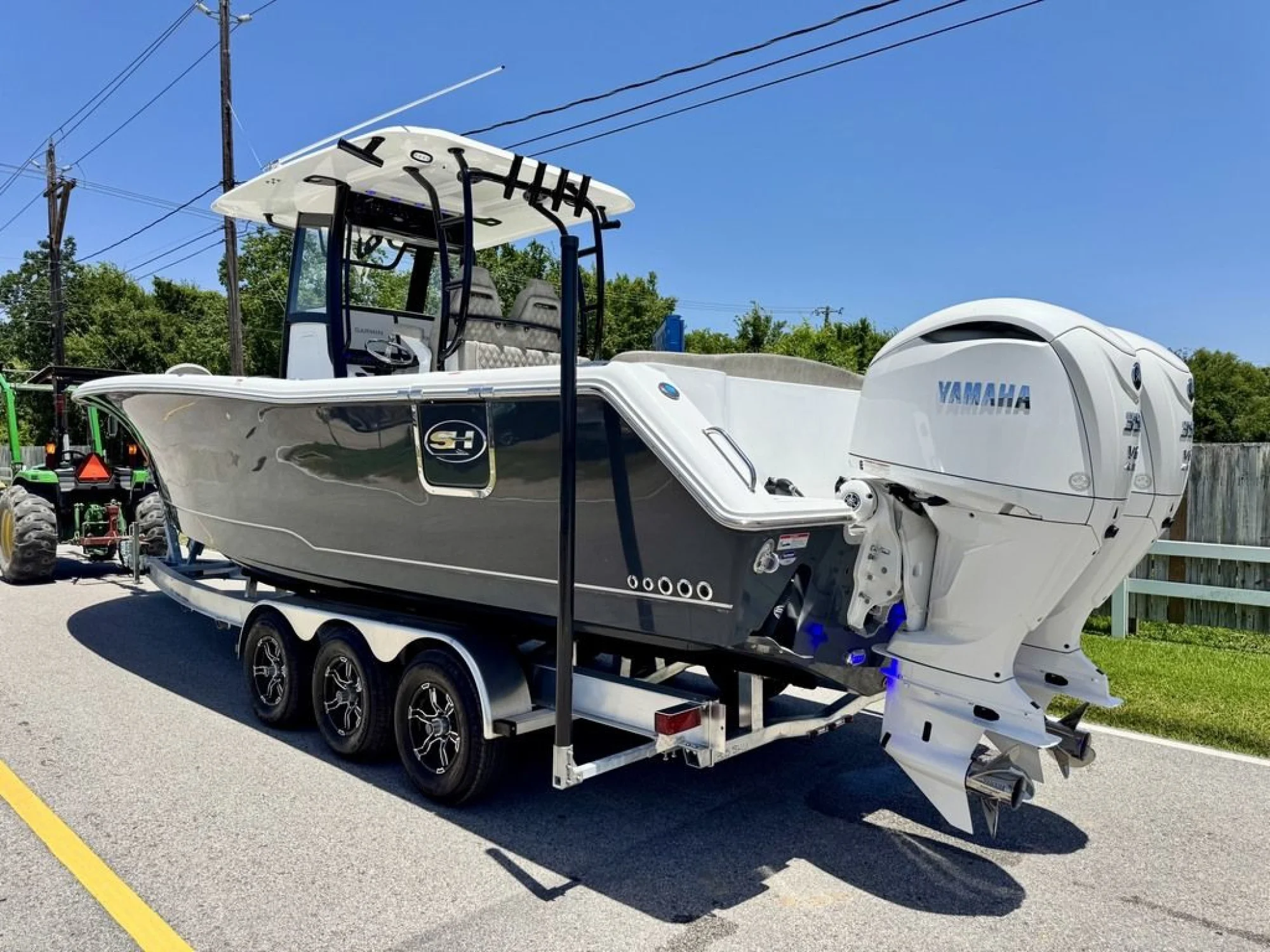 2027 Sea Hunt Ultra 305SE - Image 2