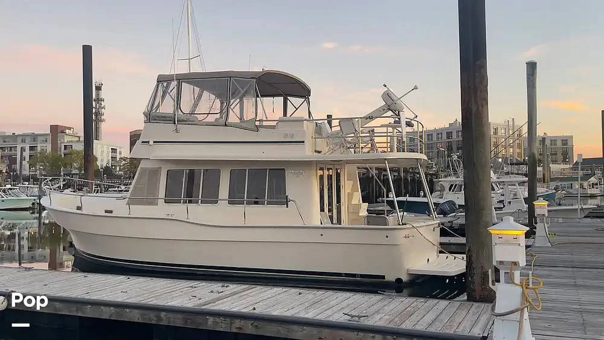 2005 Mainship 400 Trawler - Image 2