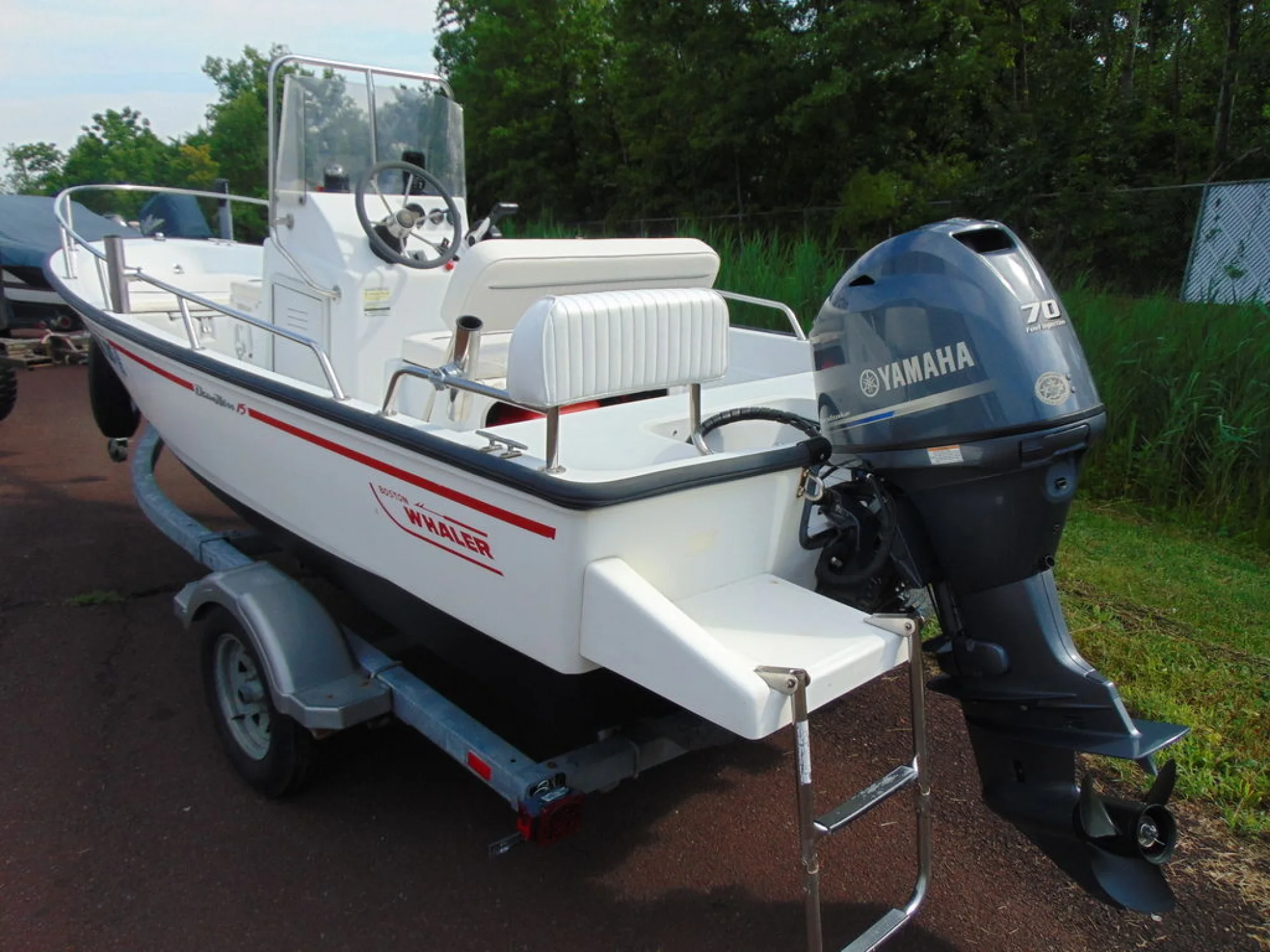 Boston Whaler 15 Dauntless - Image 4
