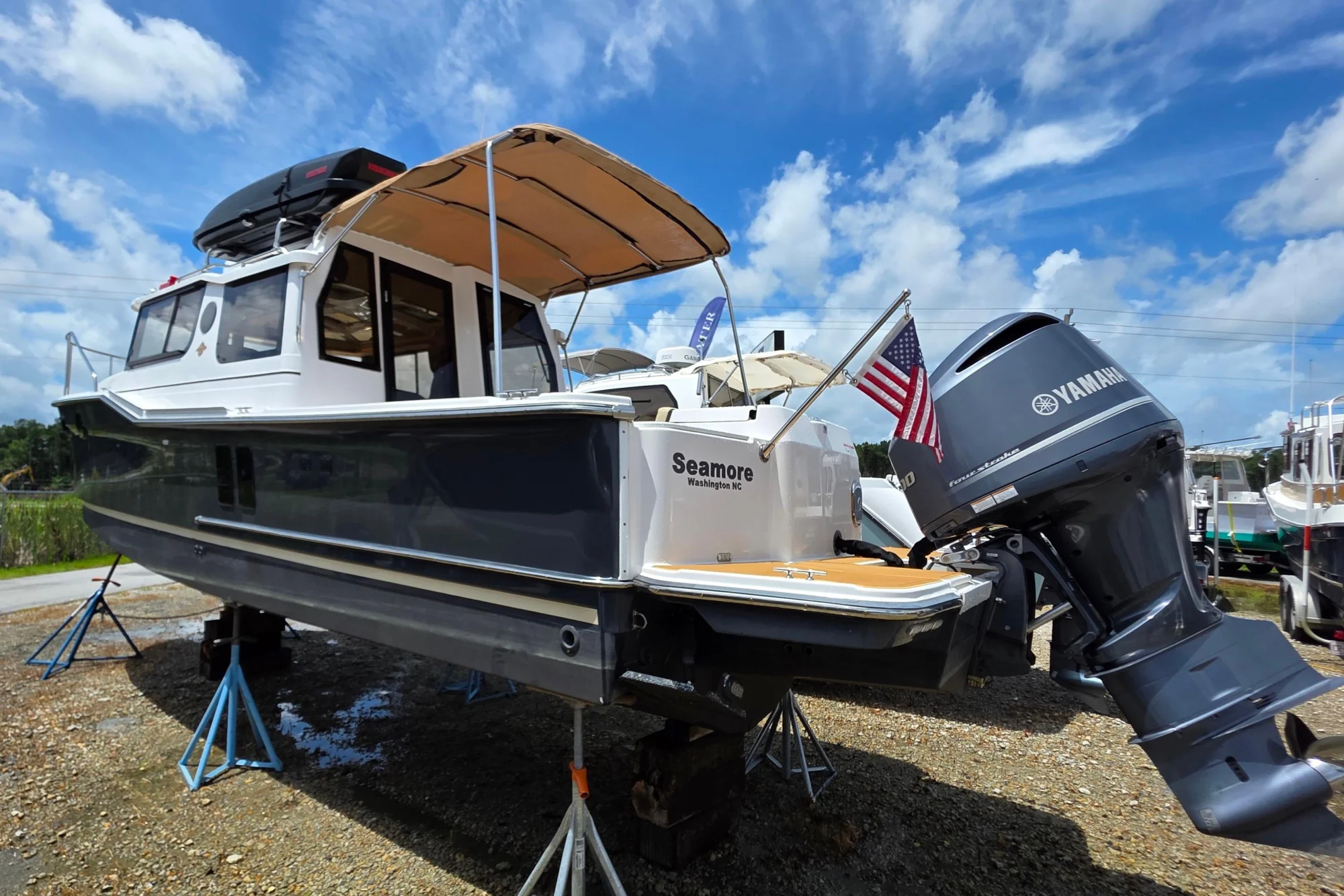 2020 Ranger Tugs R-27 - Image 3