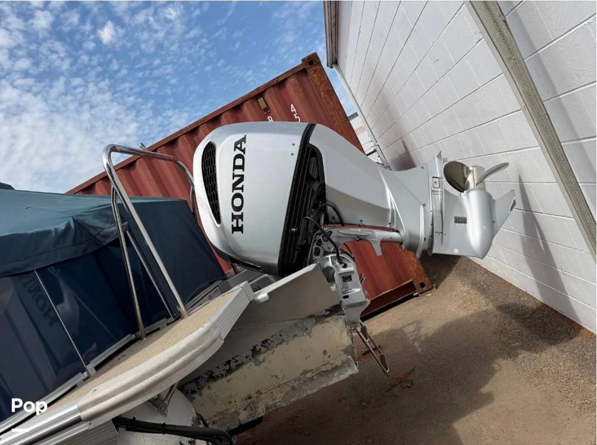 2023 Avalon Venture 2585 RF - Image 3
