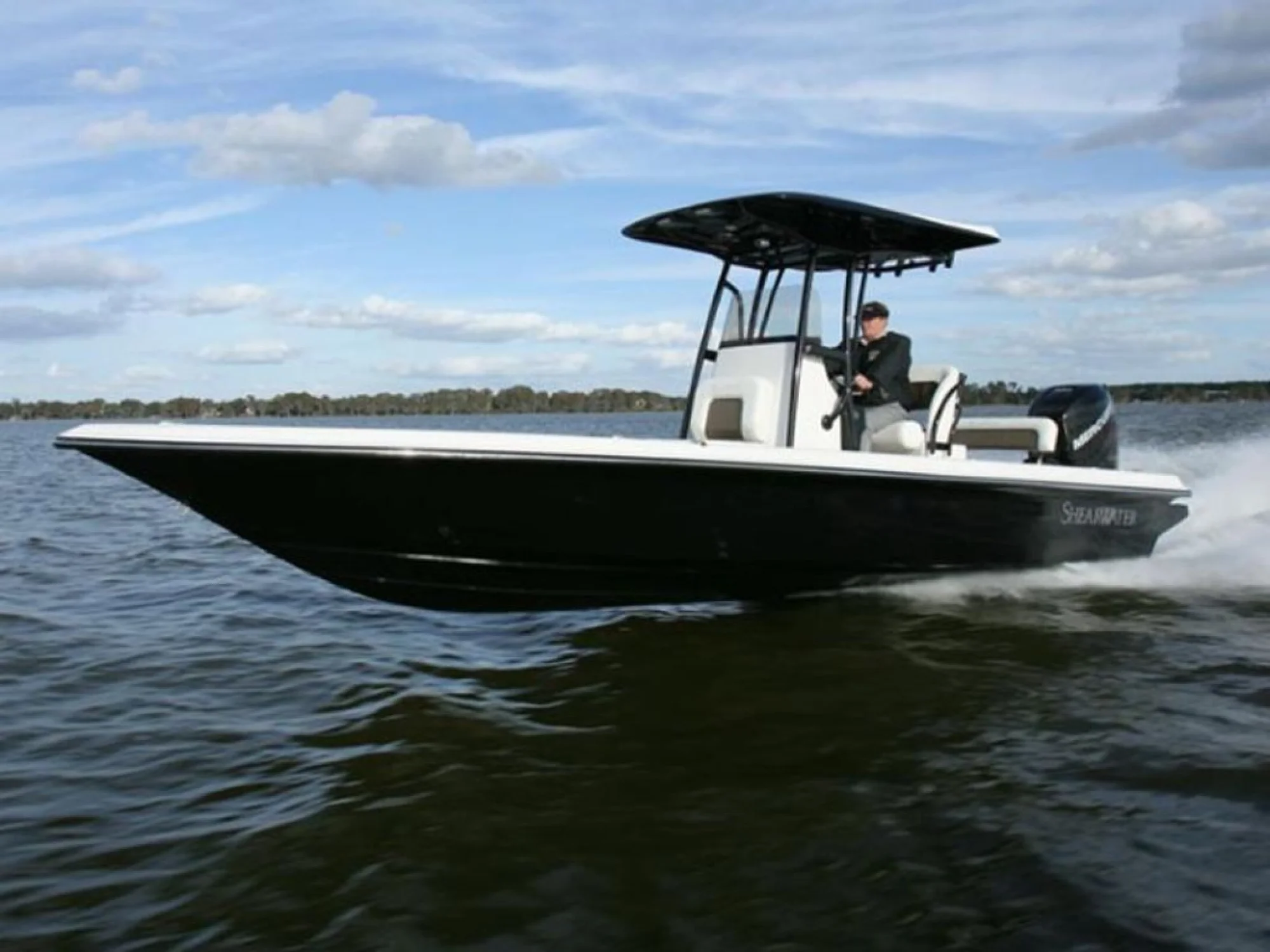ShearWater 25LTD - Main Image