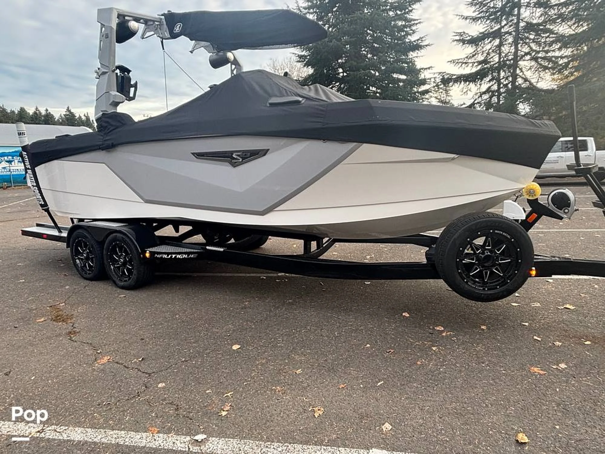 2022 Super Air Nautique S23 - Image 4