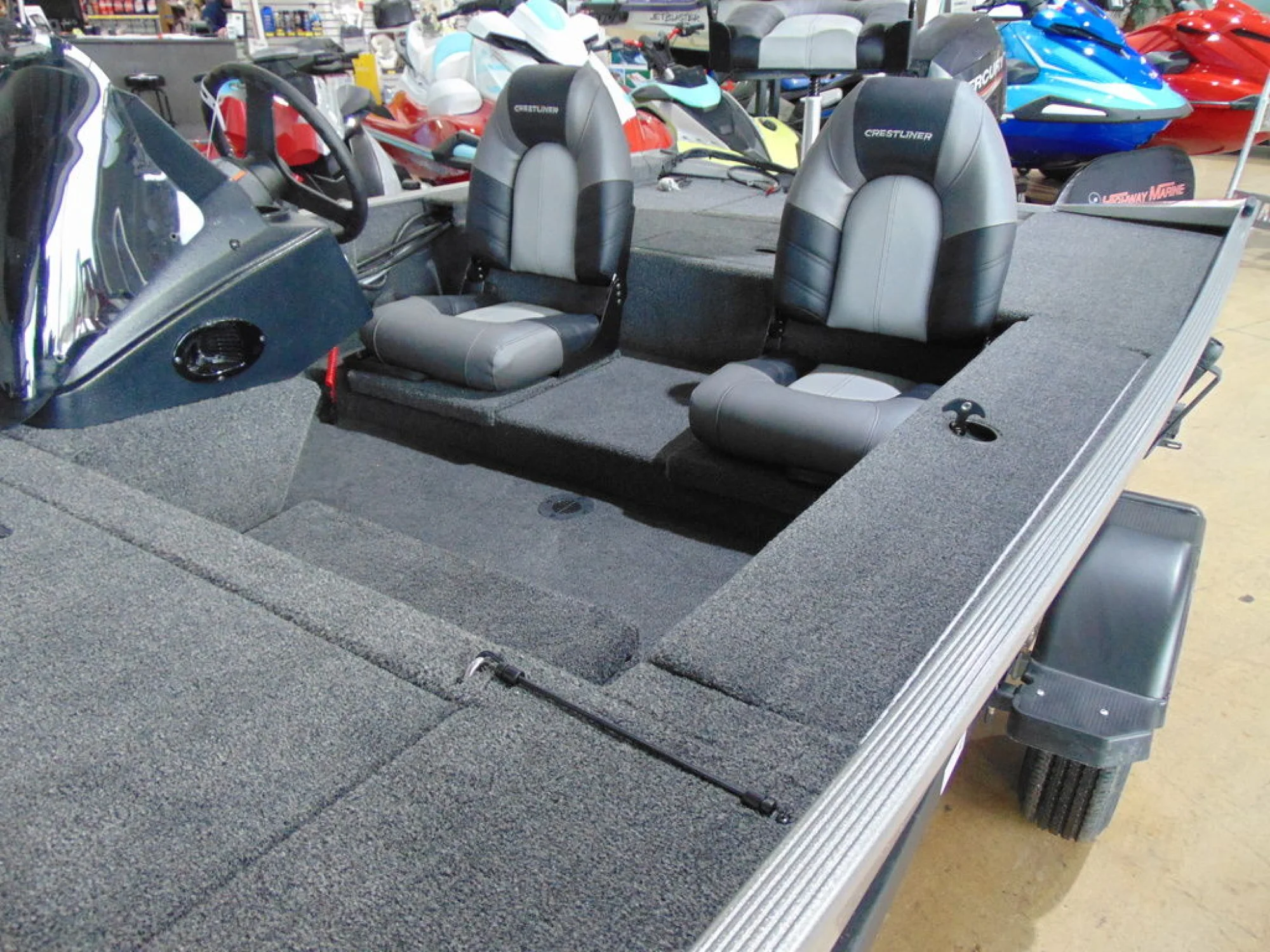 Crestliner 1600 Storm - Image 5