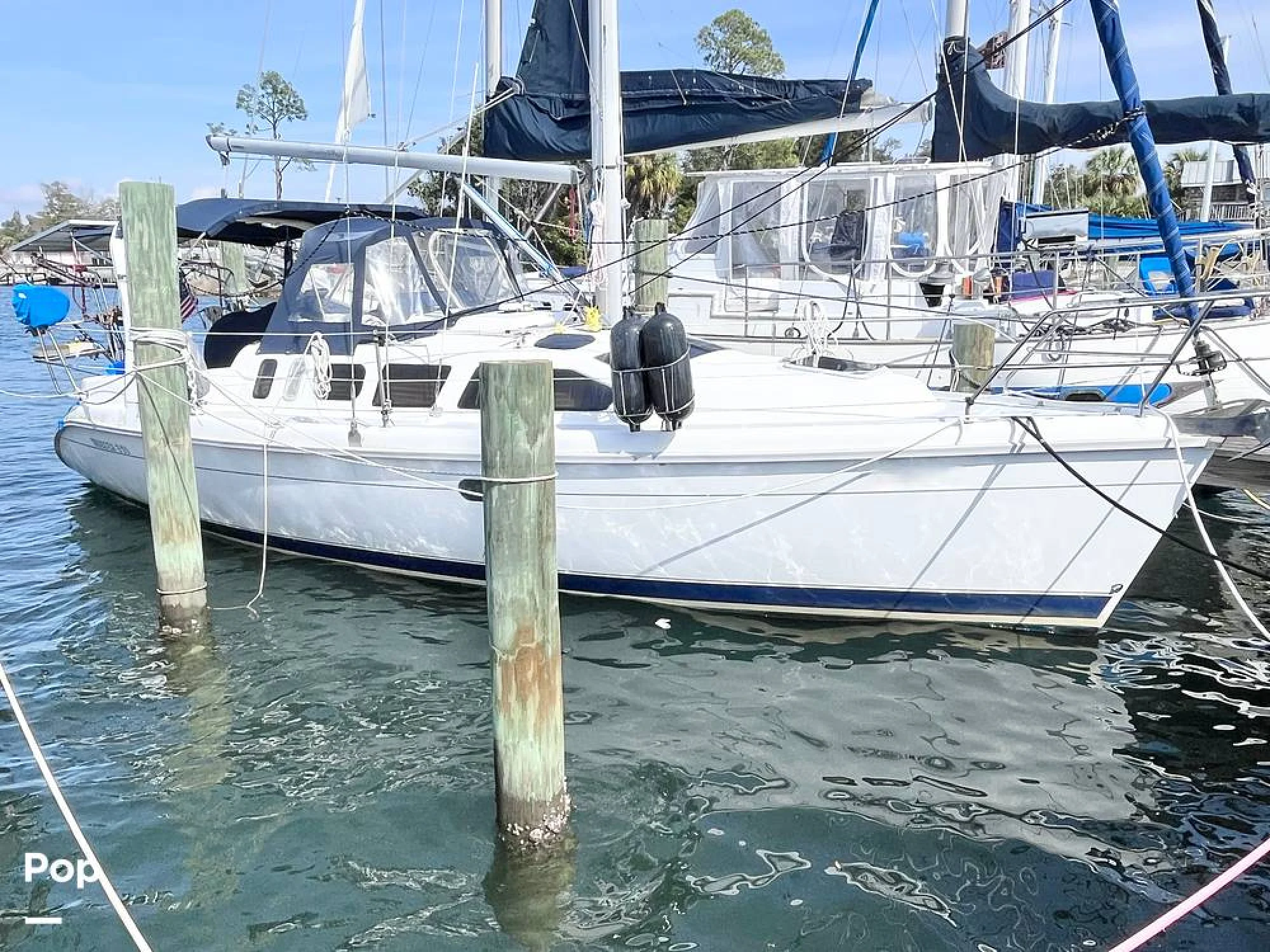 1997 Hunter 310 - Image 2