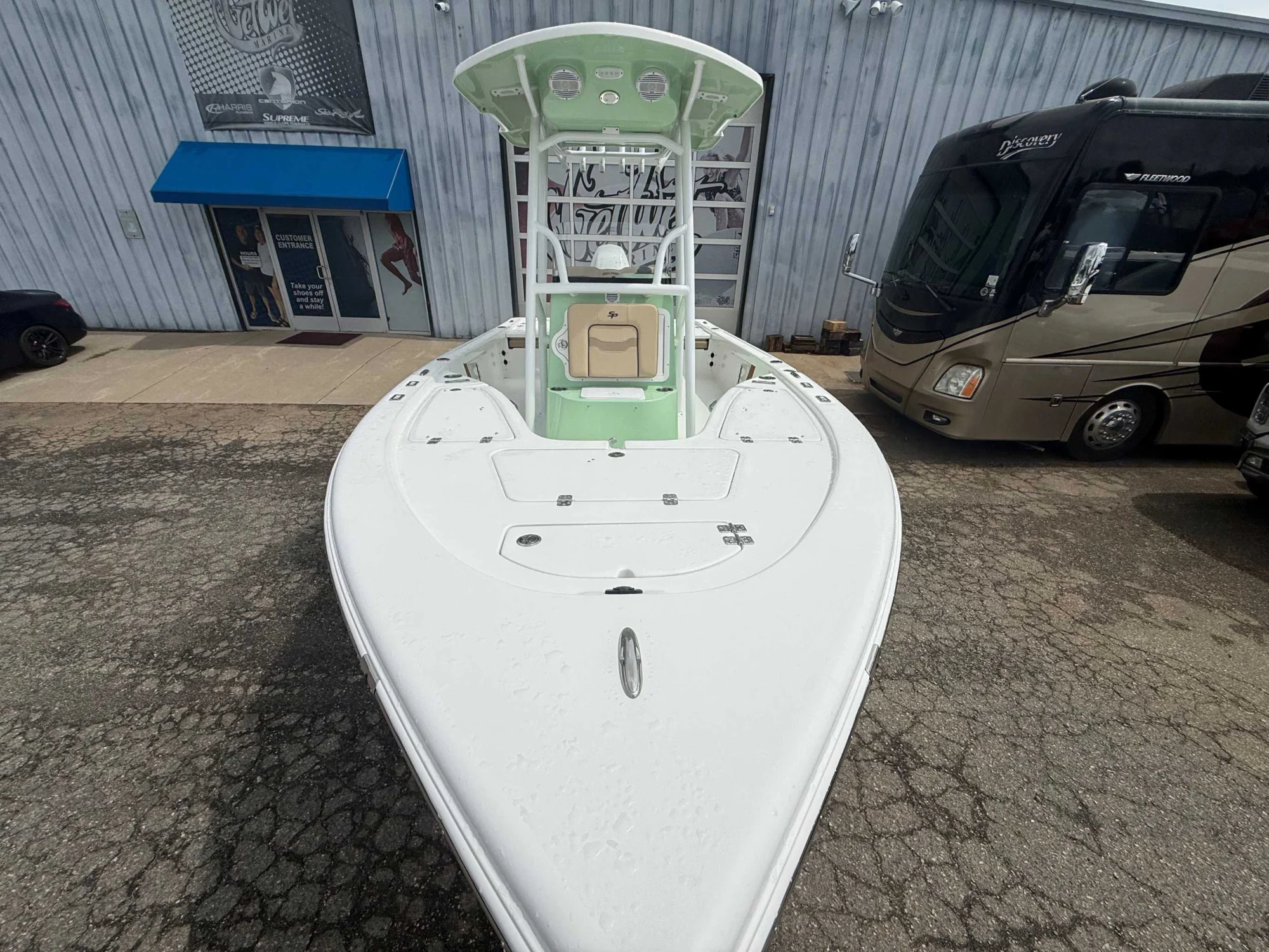 2027 Sea Pro 210 DLX - Image 2