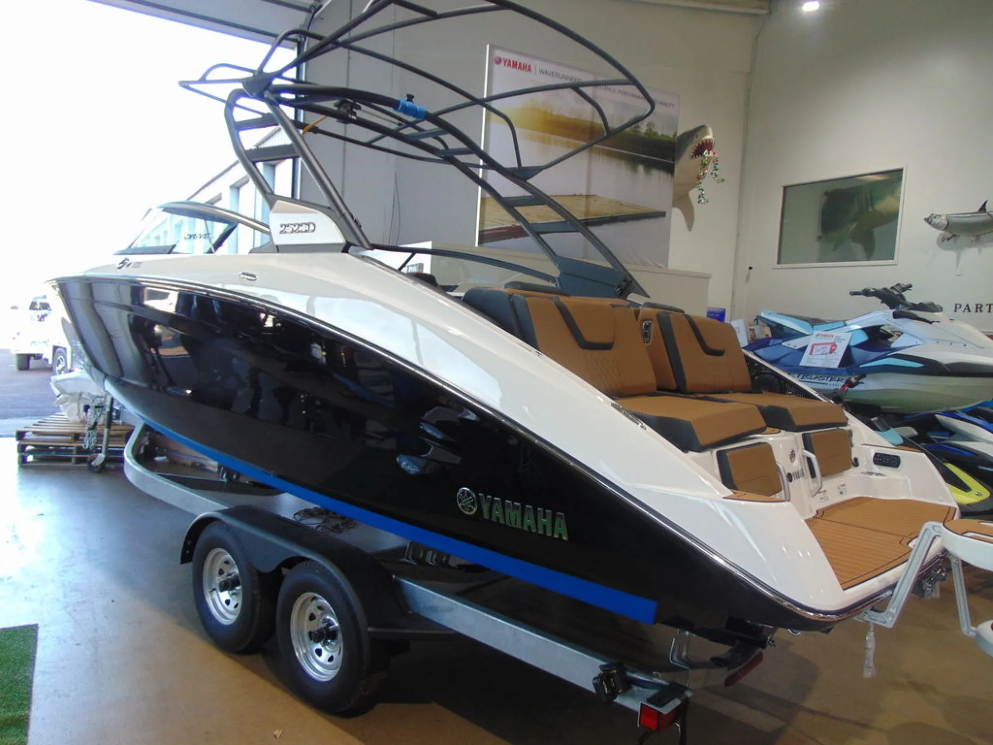 Yamaha Boats 252SD - Main Image