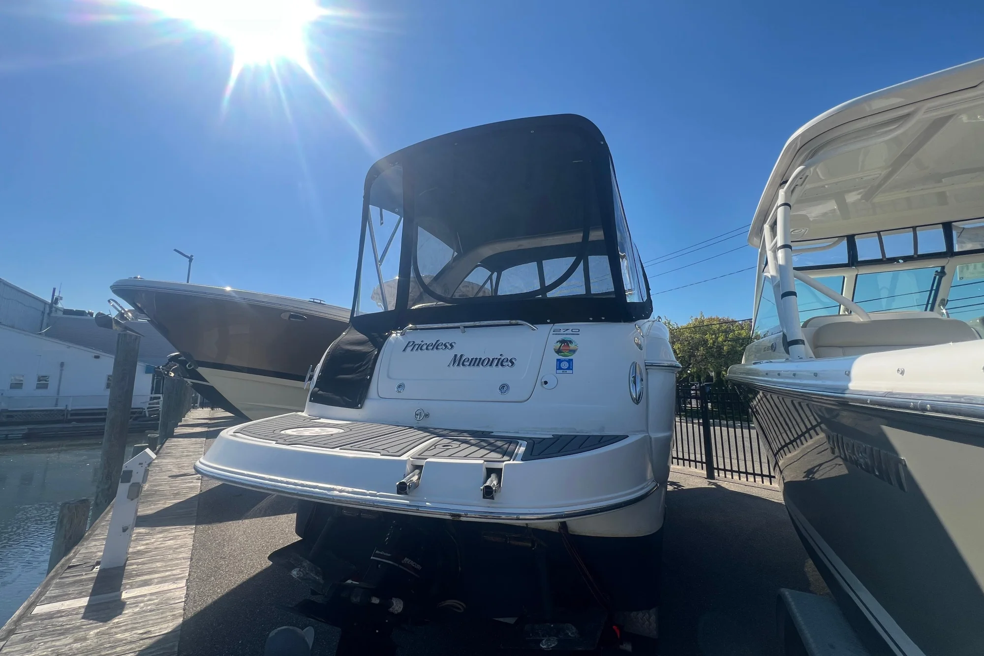 2006 Monterey 270 Cruiser - Image 2