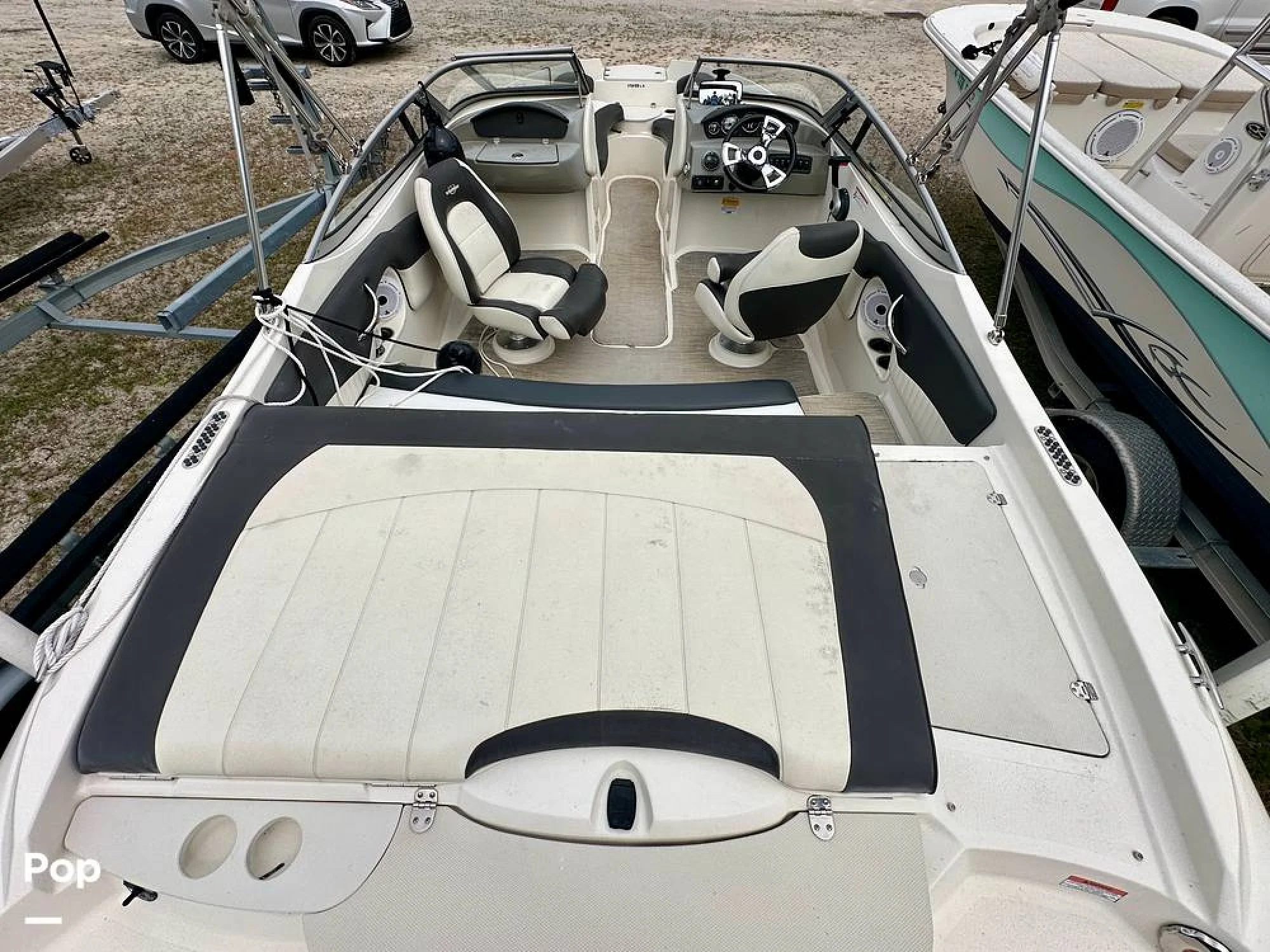2018 Stingray 198 LX - Image 3