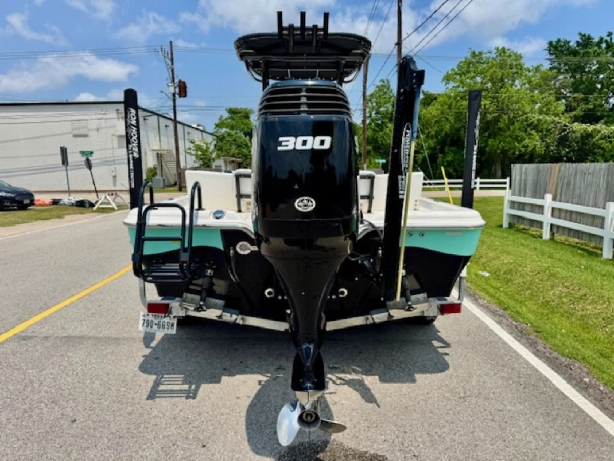 2017 Blue Wave Boats 2400 Pure Bay - Image 3