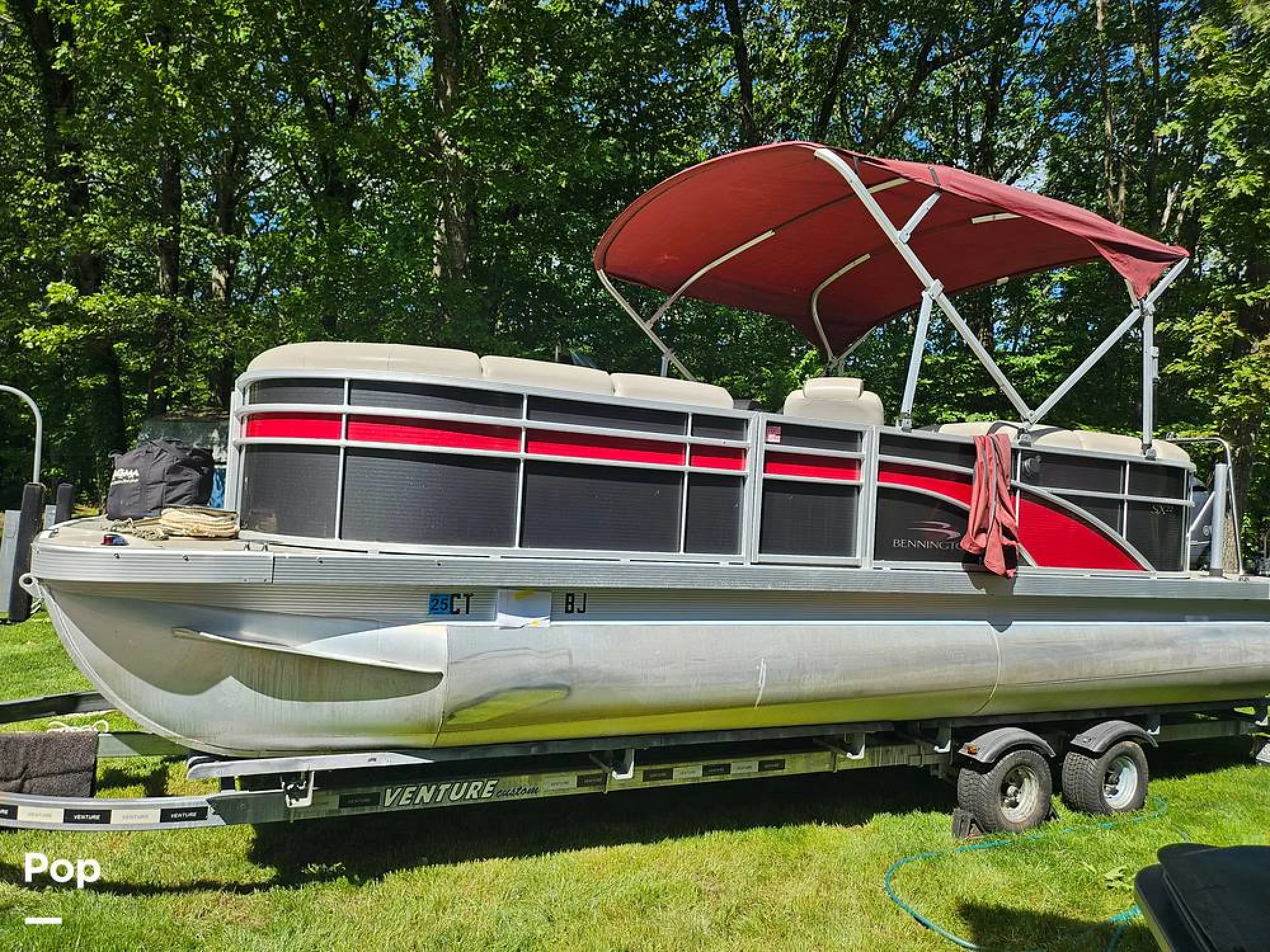 2016 Bennington SX22 - Main Image