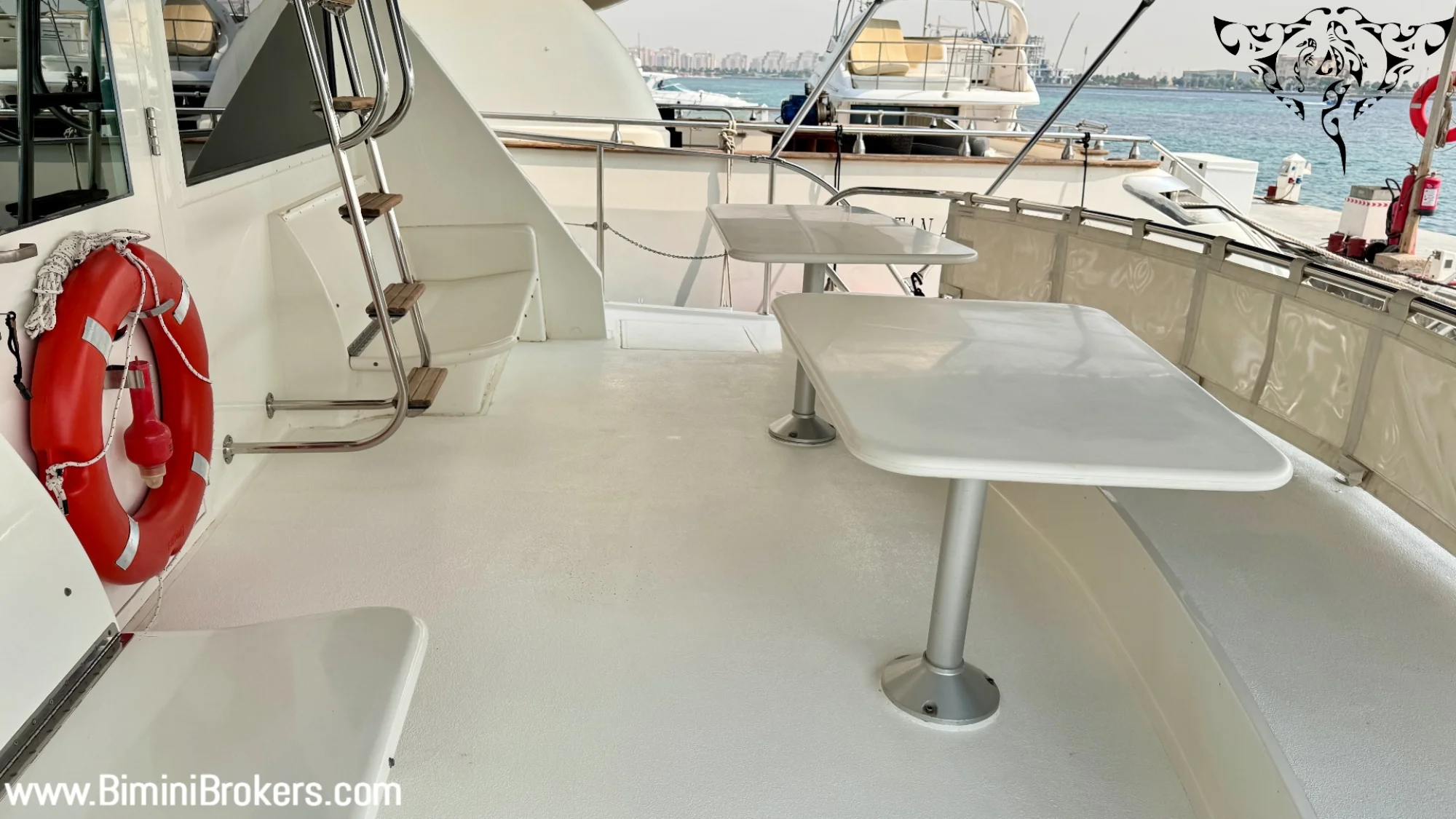 Fully refited Hatteras 82 - Image 5