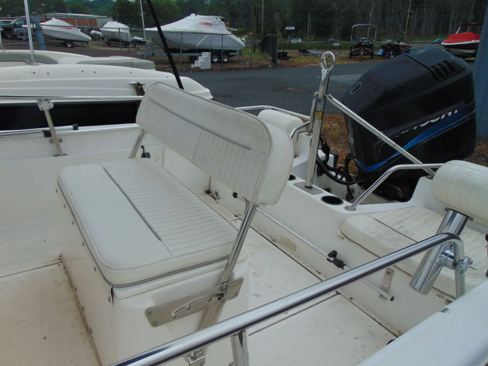 Boston Whaler 16 Dauntless - Image 5
