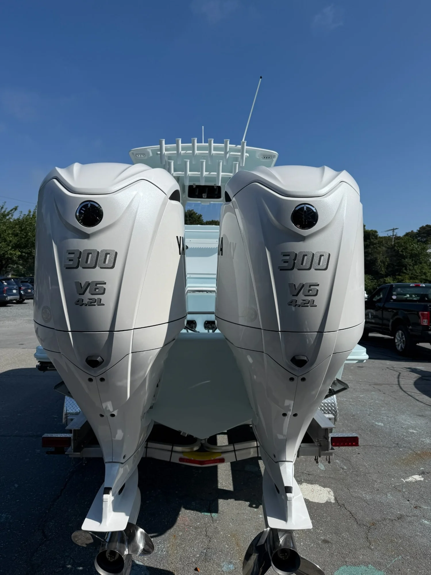 New 29' Orion 2025 29CC With Ice Blue Hull - Image 4