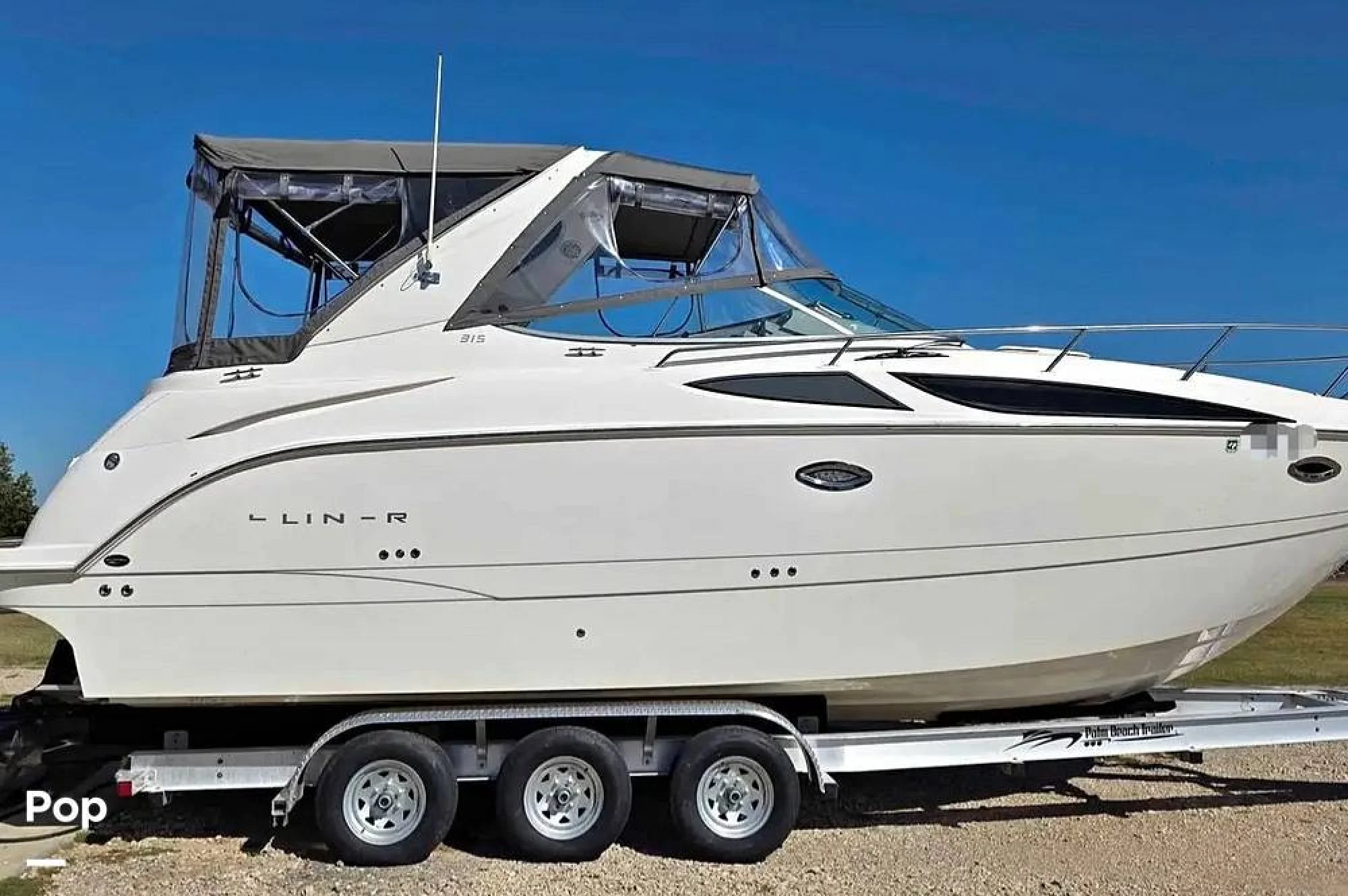 2012 Bayliner 315 Cruiser - Image 3