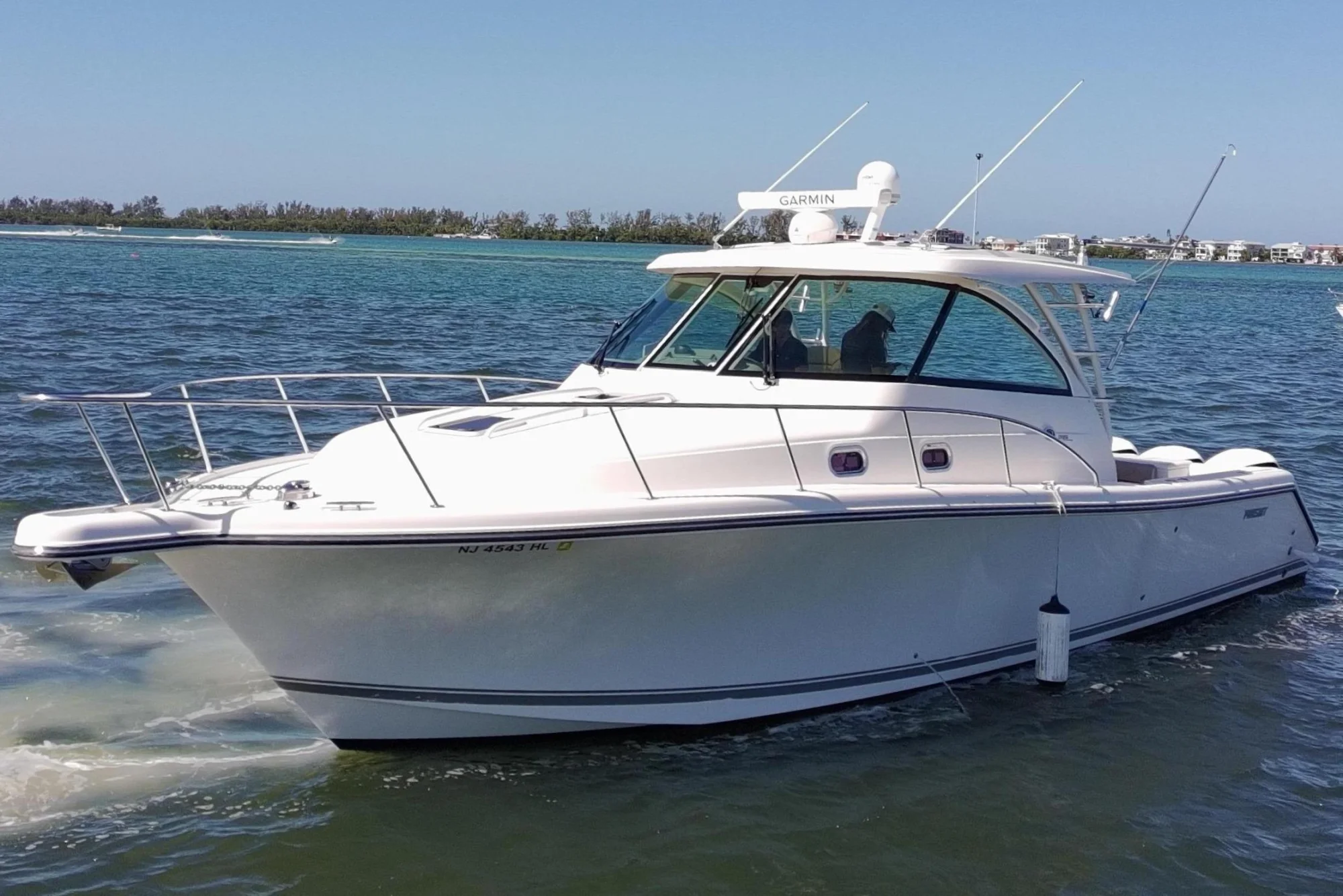 2018 Pursuit OS 385 Offshore - Image 2