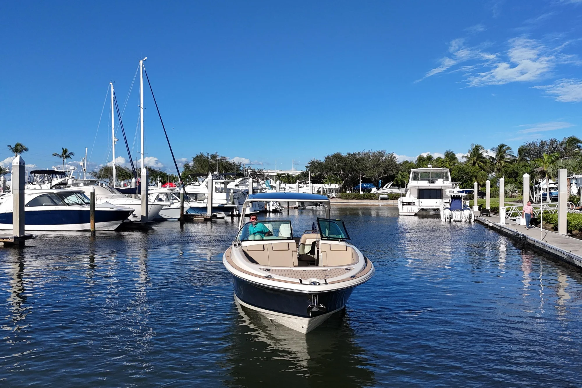 2026 Chris-Craft Launch 35 GT - Image 5