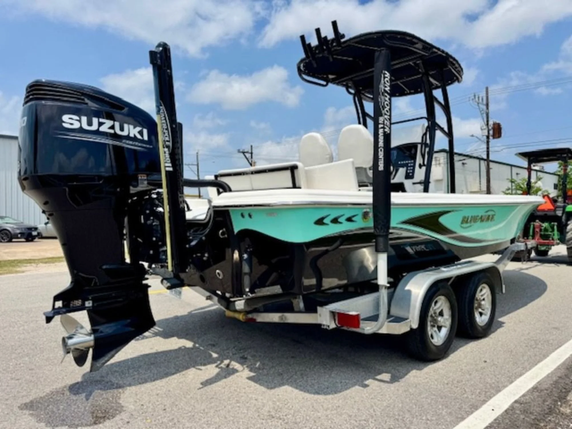 2017 Blue Wave Boats 2400 Pure Bay - Image 4