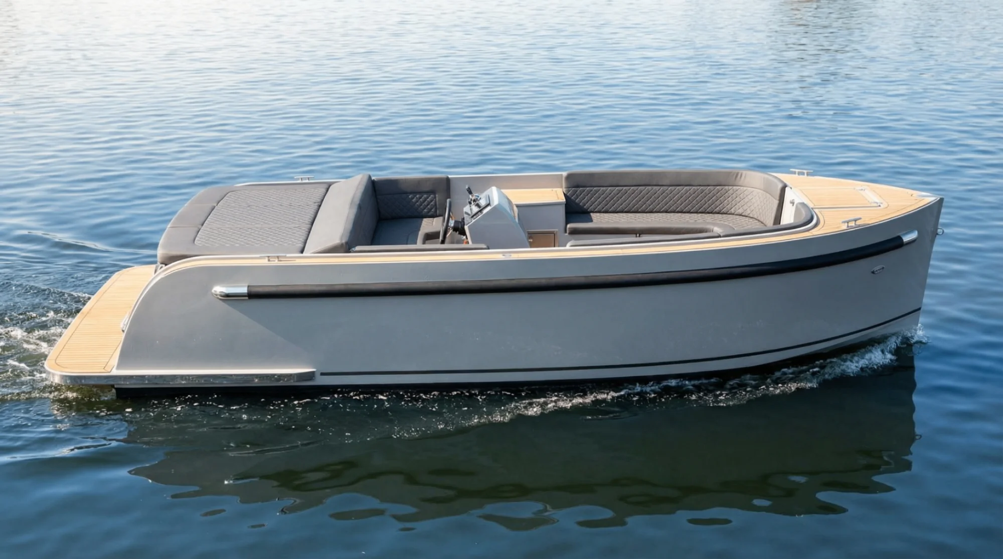 2023 Maxima 840