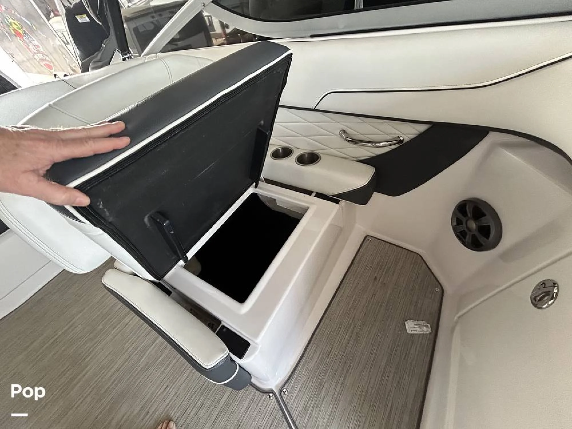 2019 Regal 23OBX - Image 3