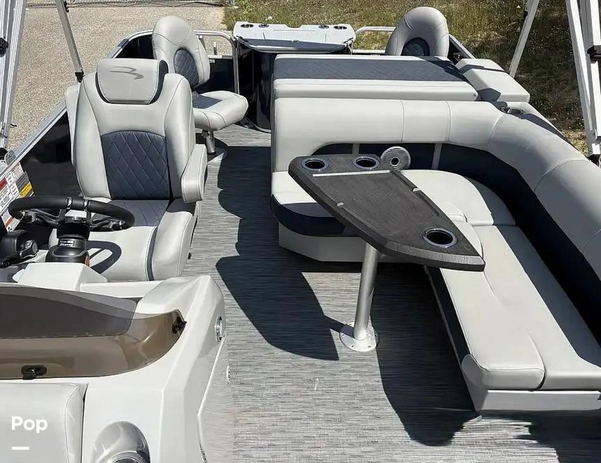 2023 Bennington 22LSAPG - Image 5