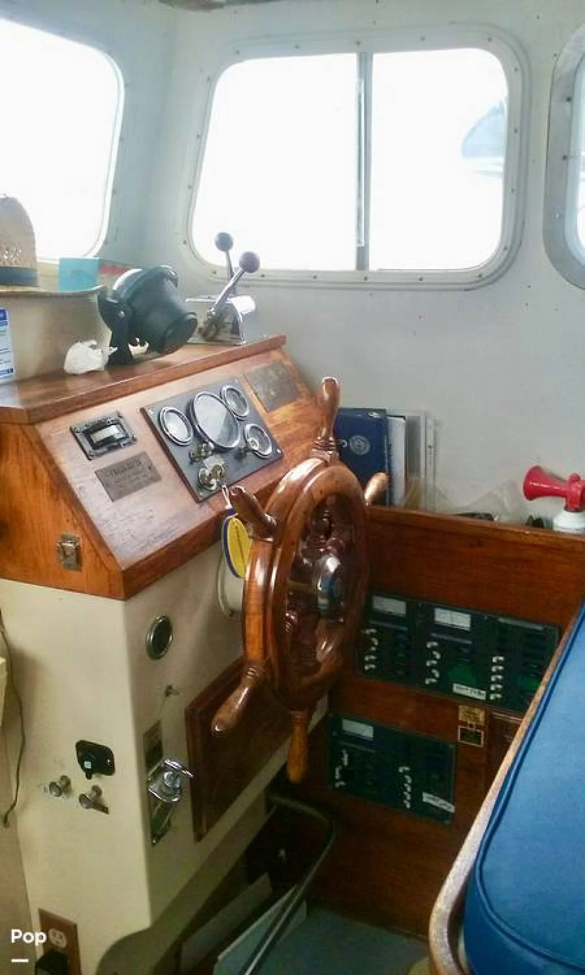 1975 Fales 32 Navigator - Image 5