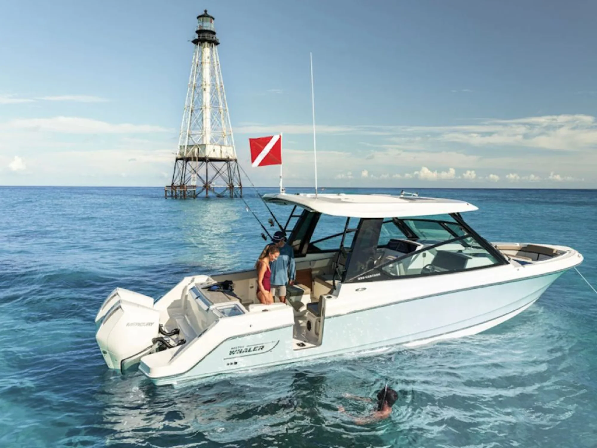 Boston Whaler 330 Vantage - Image 2
