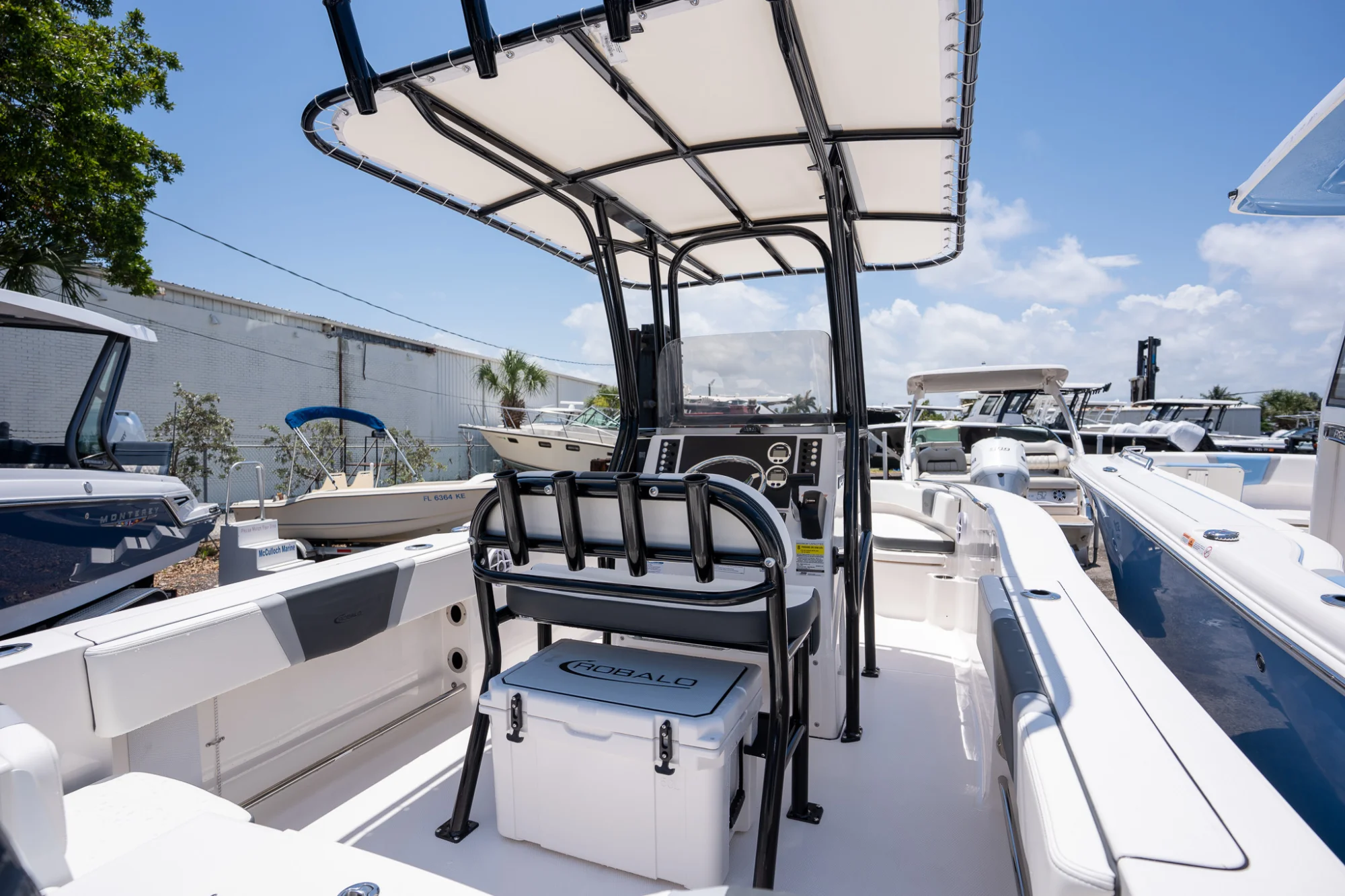 2025 ROBALO R200 - Image 4