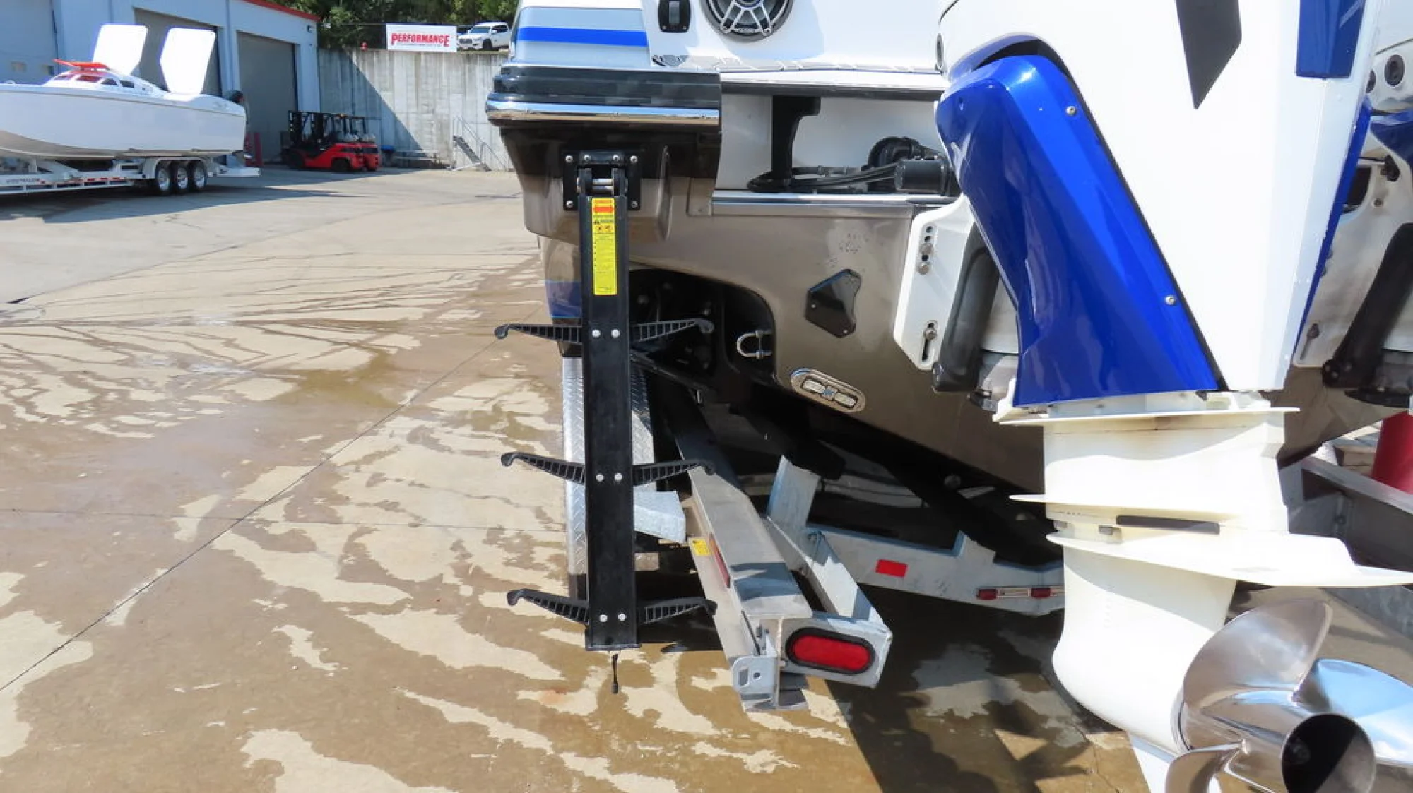 Sunsation Powerboats 34CCX - Image 5