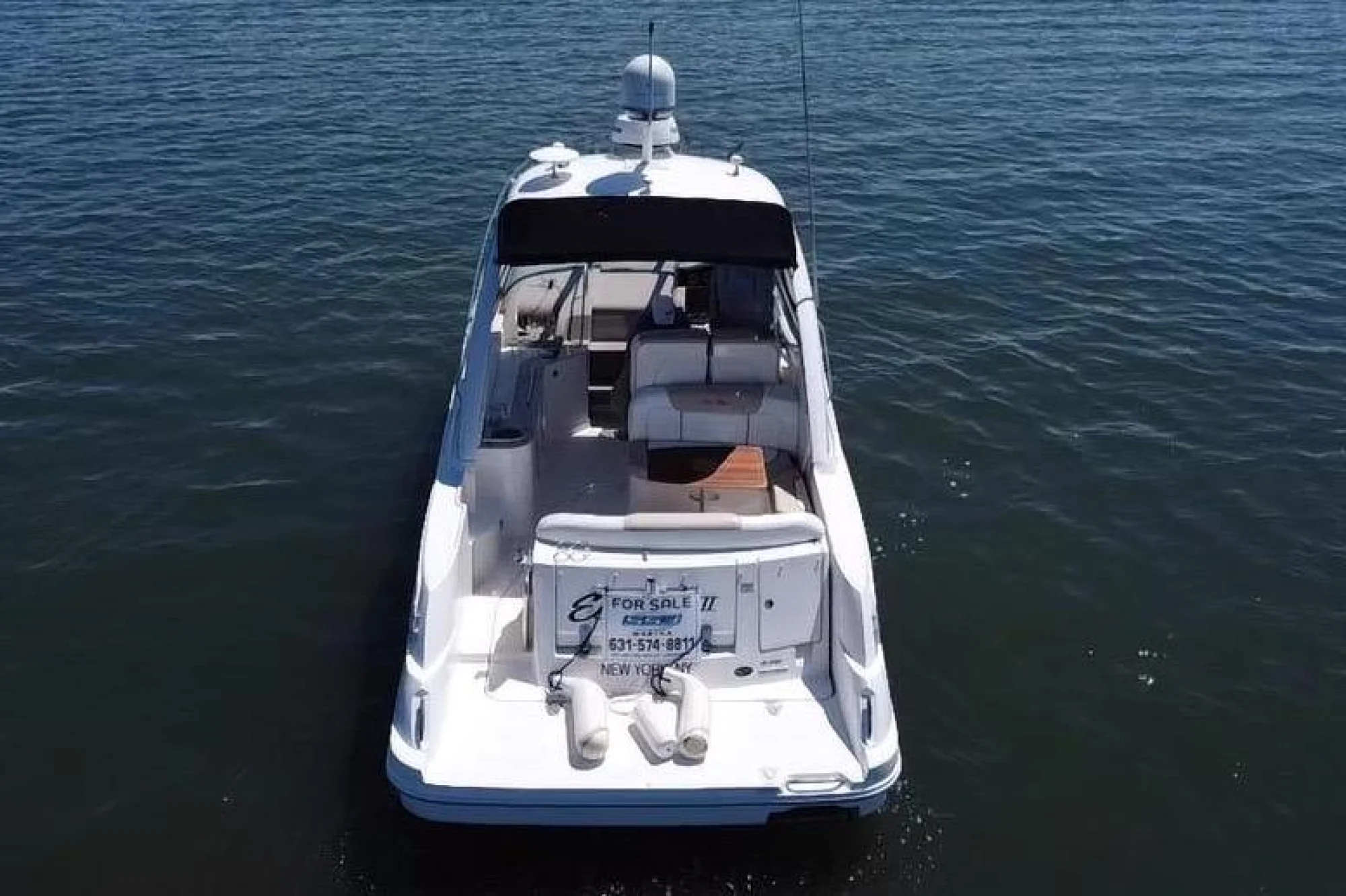 2010 Sea Ray Sundancer 330 - Image 4