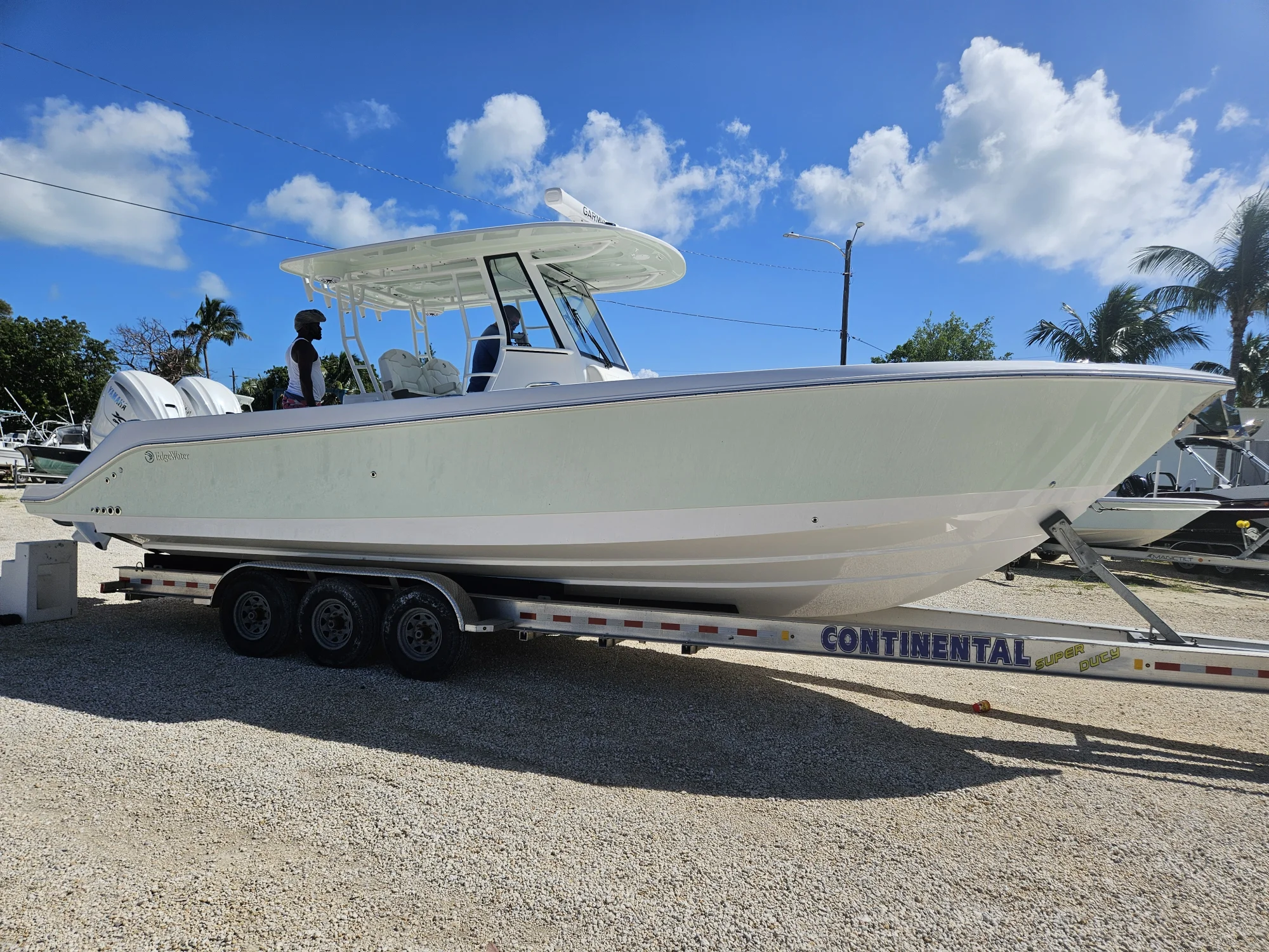 2025 EdgeWater 340CC