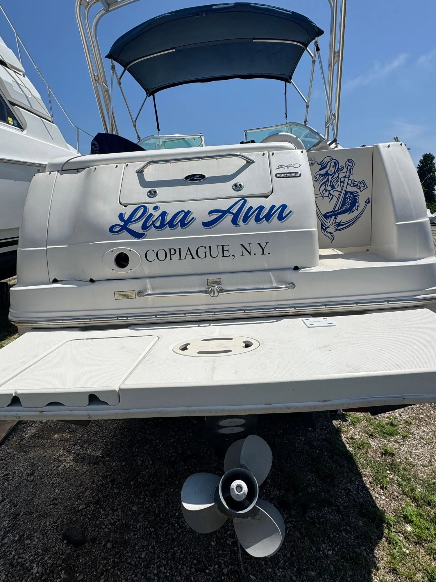 2003 Sea Ray 240 Sundancer - Image 3
