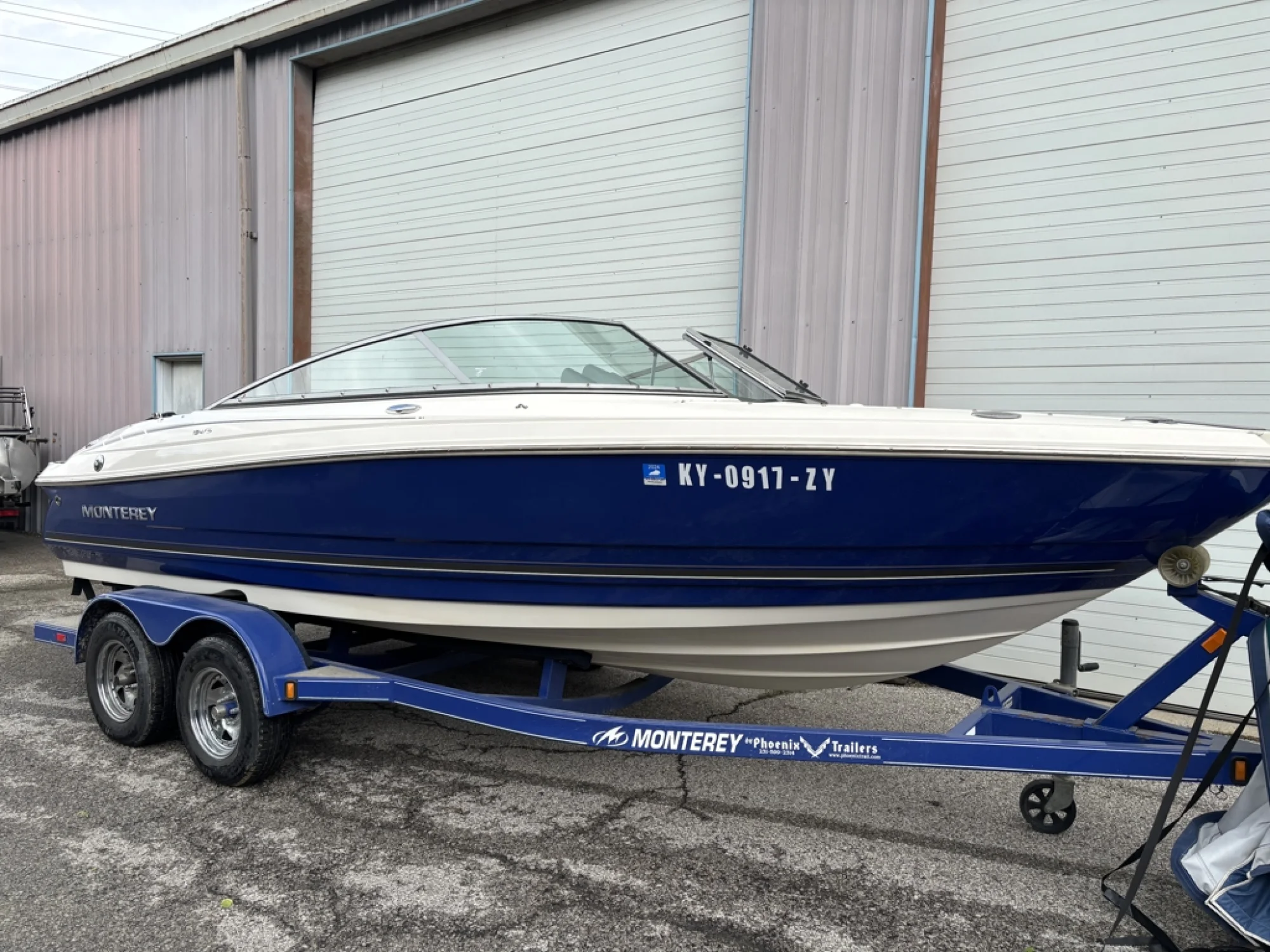2005 Monterey Sportboats 194 FS - Main Image