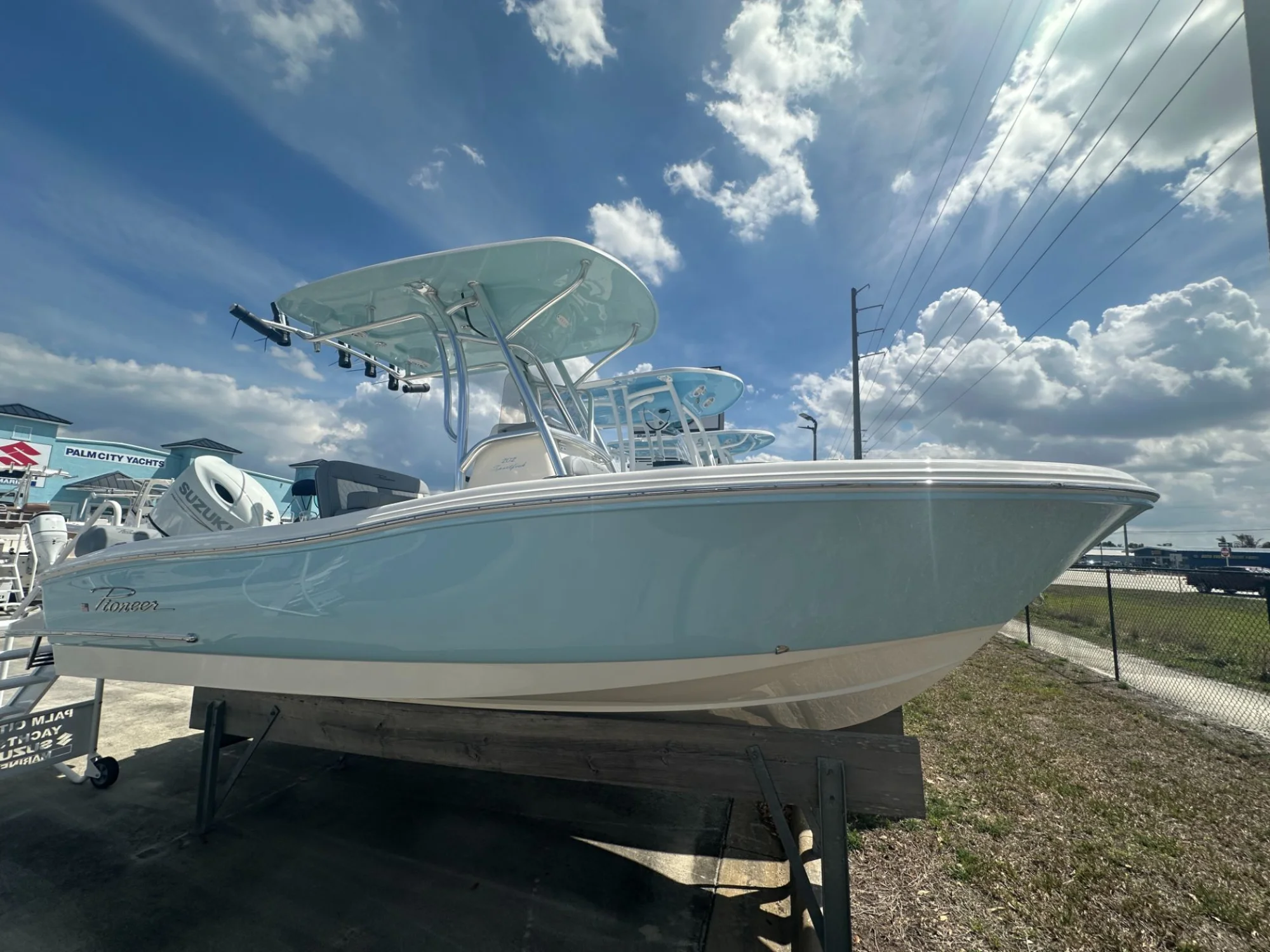 2026 Pioneer 202 Sportfish - Main Image